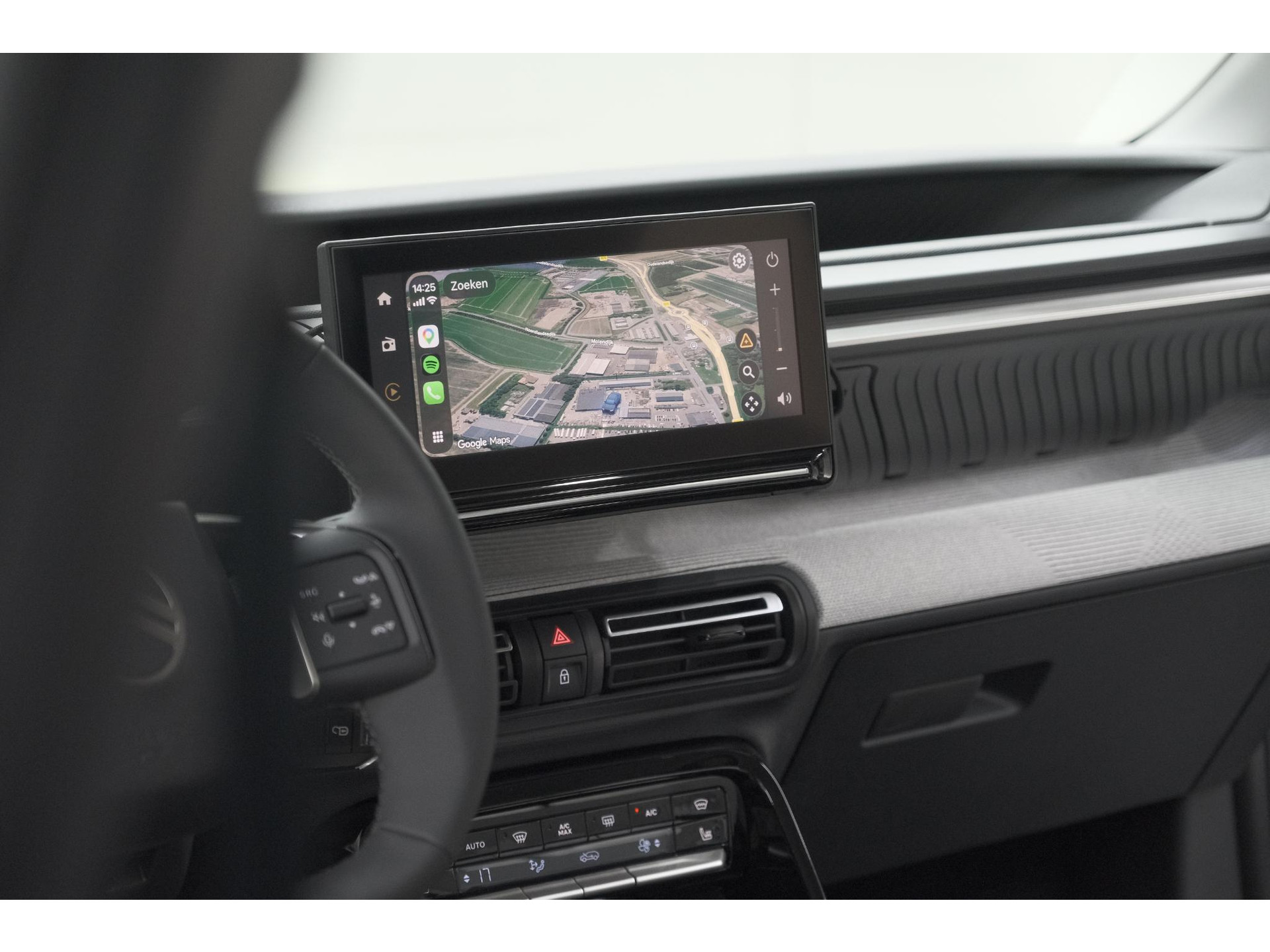 Citroen Ë-C3 Aircross Plus 113pk Extended Range 54 kWh | 11 KW Lader | Camera | Apple CarPlay | Parkeersensoren