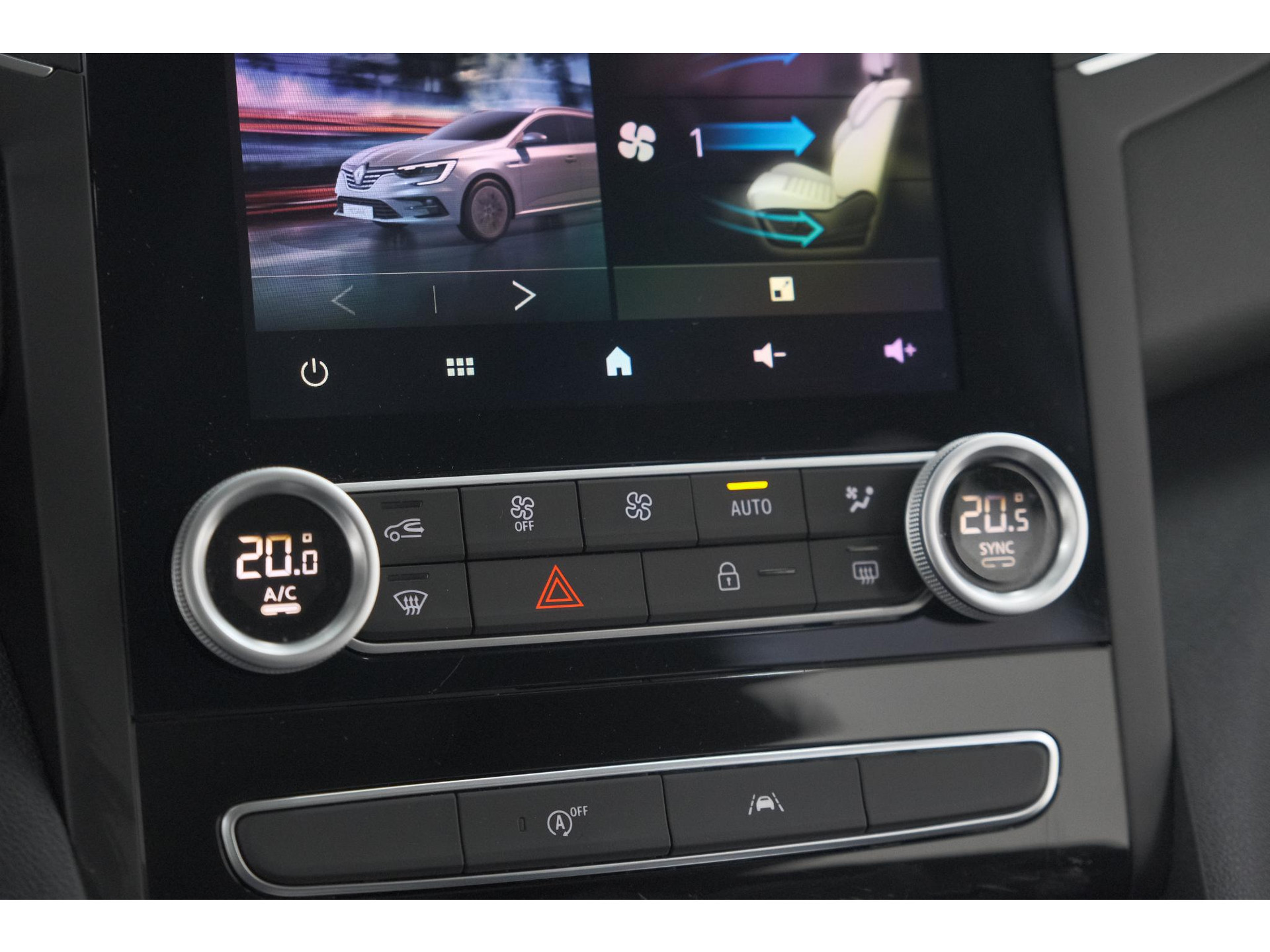 Renault Mégane Estate TCe 140 EDC Techno | Trekhaak | Camera | Navigatie | 9.3 Inch Groot Scherm