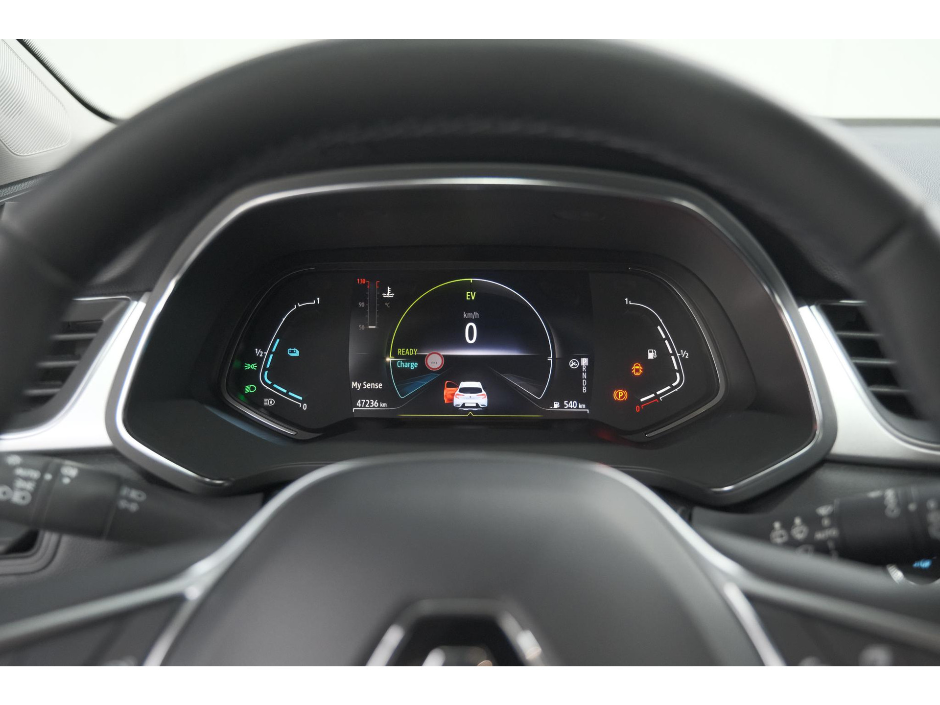 Renault Captur 1.6 E-Tech Hybrid 145 Intens | Trekhaak | Camera | Stoelverwarming | Navigatie