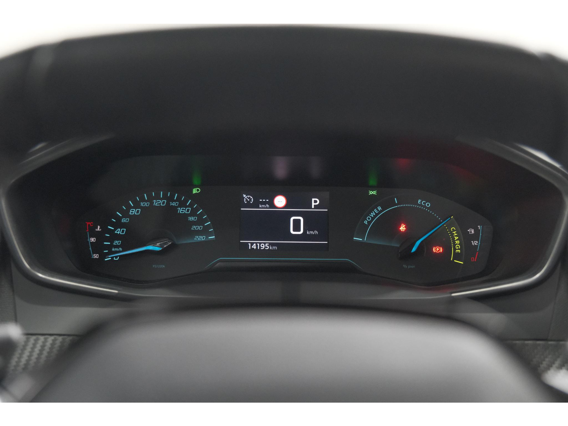 Peugeot 2008 1.2 Hybrid 136 Style | Apple Carplay | Parkeersensoren | Climate control