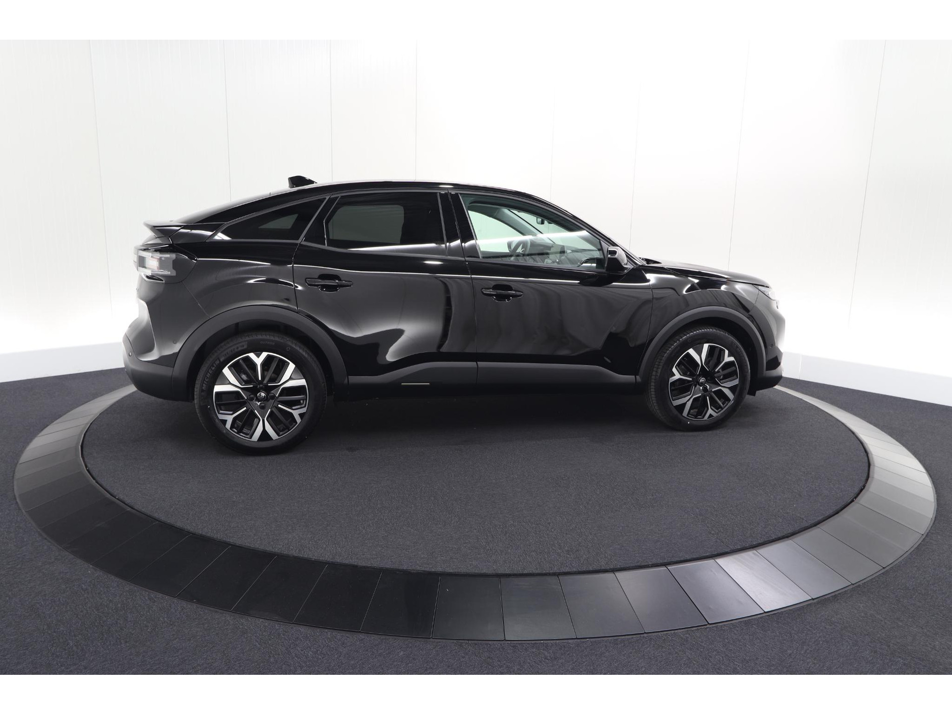 Citroen C4 1.2 Hybrid 145pk Max | 360 Camera | Adaptieve Cruise Control | Navigatie | Apple Carplay