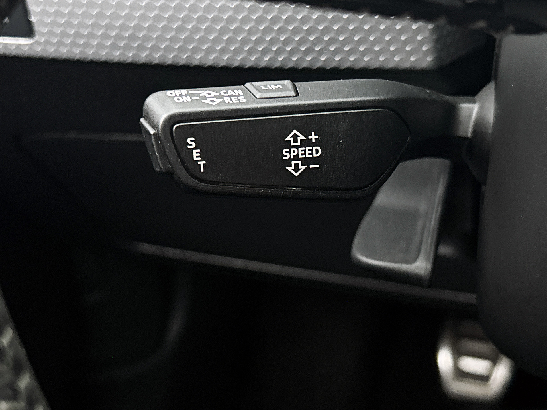 Audi A1 Sportback 30 TFSI S Line edition one | NAVI | STOELVERWARMING | CLIMAT CONTROL | PARKEER SENSOREN V+A
