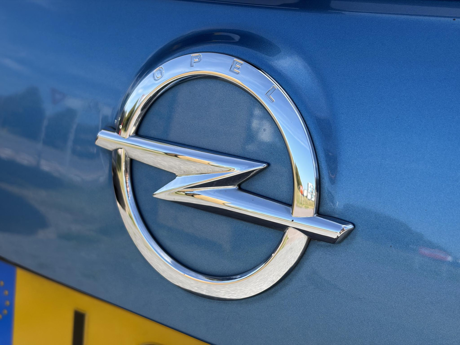 Opel Crossland X 1.2 Turbo Innovation ✓1e Eigenaar✓Dealer Onderhouden✓360° Camera✓Carplay✓Navi✓6 Bak✓110pk✓Keylss✓Halfleder✓Pdc V+A✓Lm velgen✓N.A.P✓Rijstrooksensor✓Dodehoeksensor✓Apk tot 09-2028