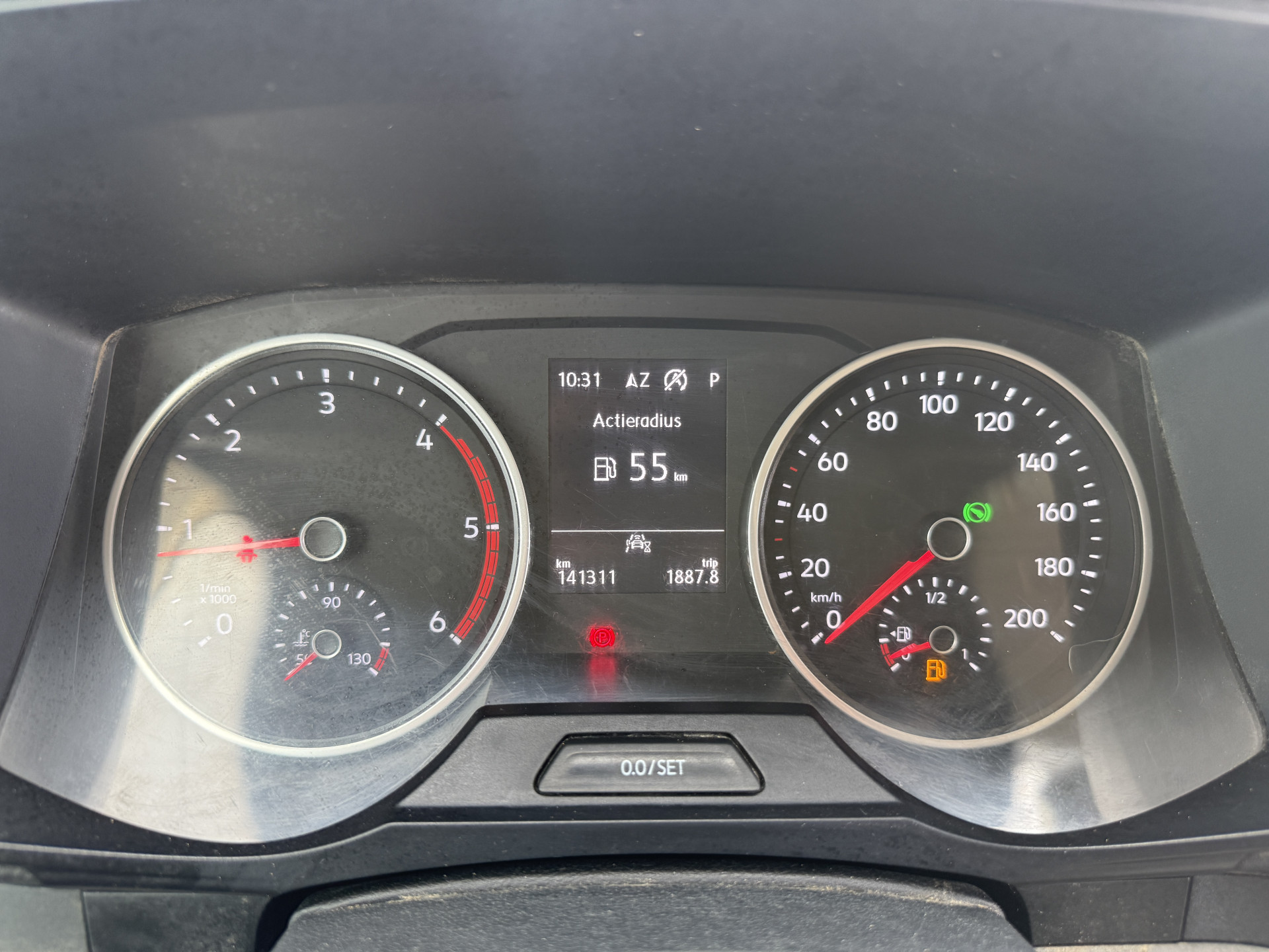 Volkswagen Crafter 3.140 2.0 TDI Automaat Open Laadbak Kist Dubbele cabine 6-persoons Airco Trekhaak Navigatie Carplay Pritische Pickup Open Box