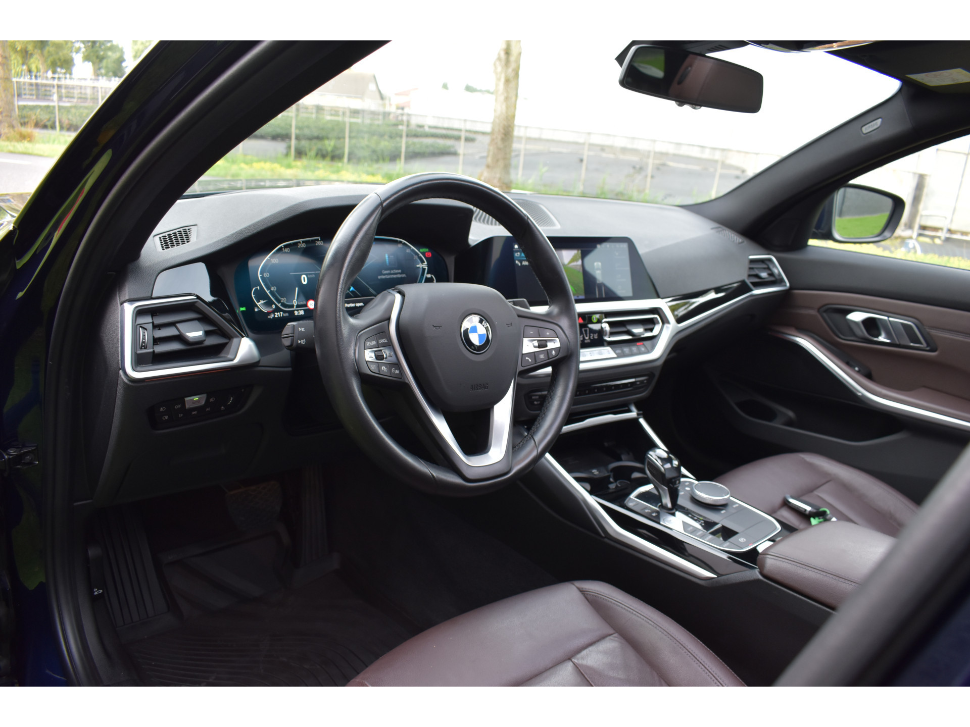 BMW 3-serie Touring 330e Business Edition Plus Plugin-hybride Pano Leder