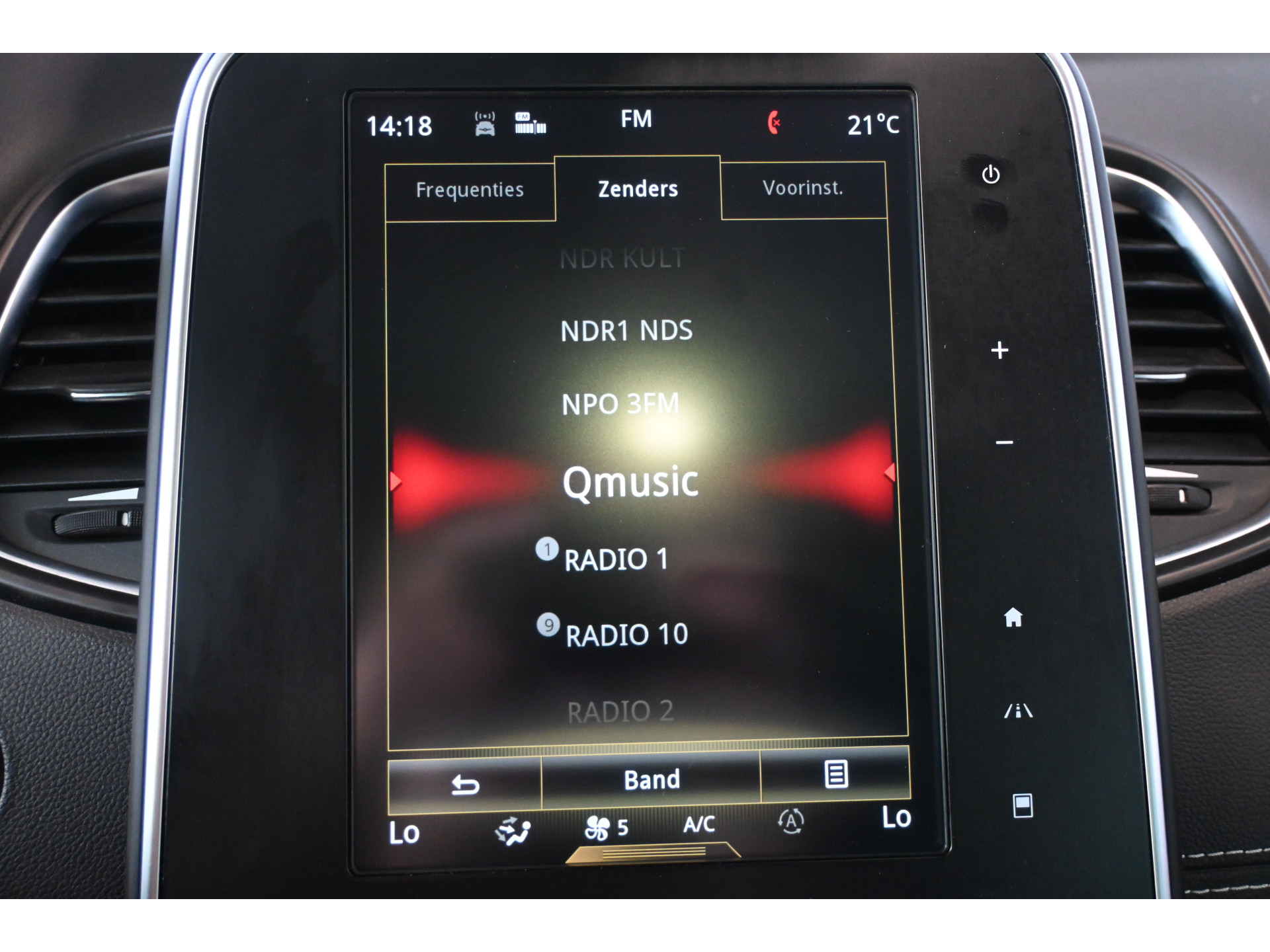 Renault Scénic 1.3 TCe Intens Automaat Nap Clima Cruise Trekhaak Navigatie Head up Panoramadak 100% Onderhouden! Inruil Mogelijk!