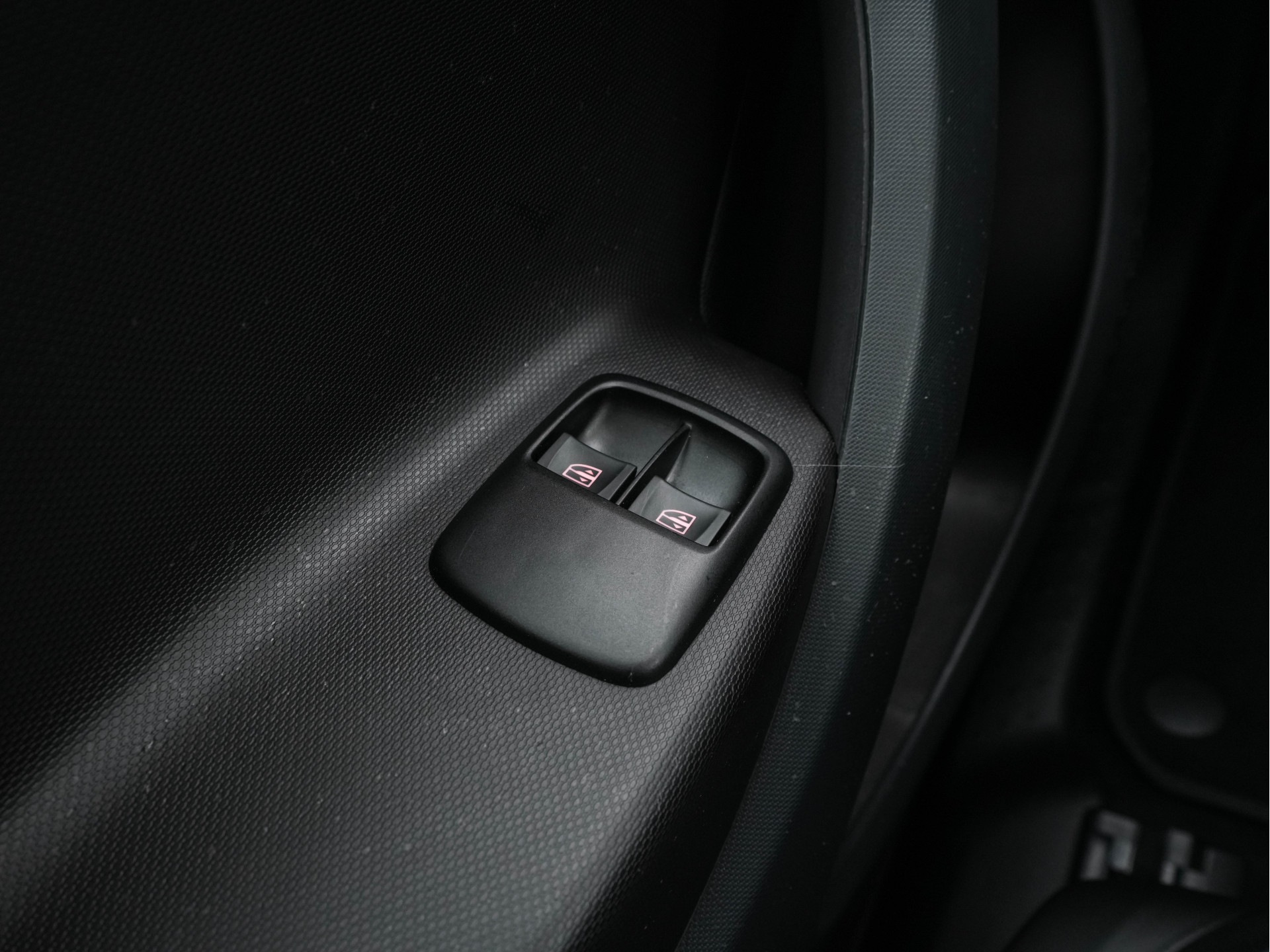 Smart forfour EQ Essential 18 kWh [ 3-Fase ] (INCL-BTW) Aut. *LEATHER | AIRCO | CRUISE | DAB+ | COMFORT-SEATS | 15''ALU*