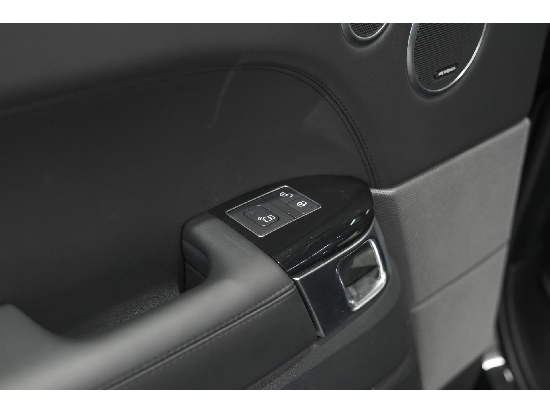 Land Rover Range Rover Sport 3.0 SDV6 HSE Dynamic 3500kg trekgewicht - BTW - Zwart/Zwart