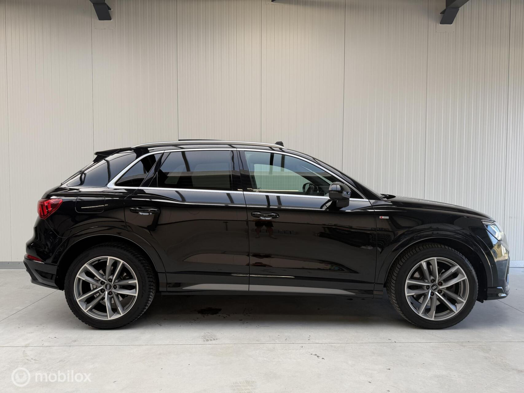 Audi Q3 40 TFSI Quatrro S-tronic 190 PK | 3x S line | 360Cam