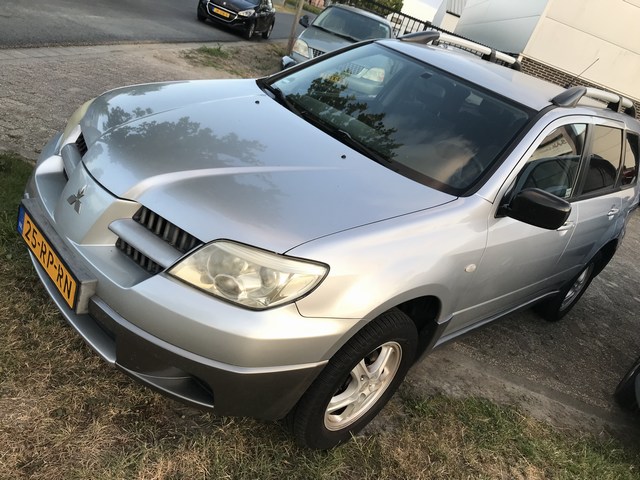 Mitsubishi Outlander 2.0 - V E R K O C H T