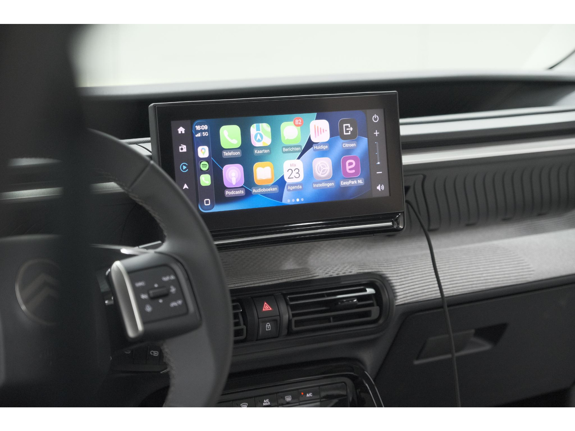 Citroen Ë-C3 Max 113pk 44 kWh | 7 KW Laadfunctie | Camera | Navigatie | Apple Carplay | Parkeersensoren