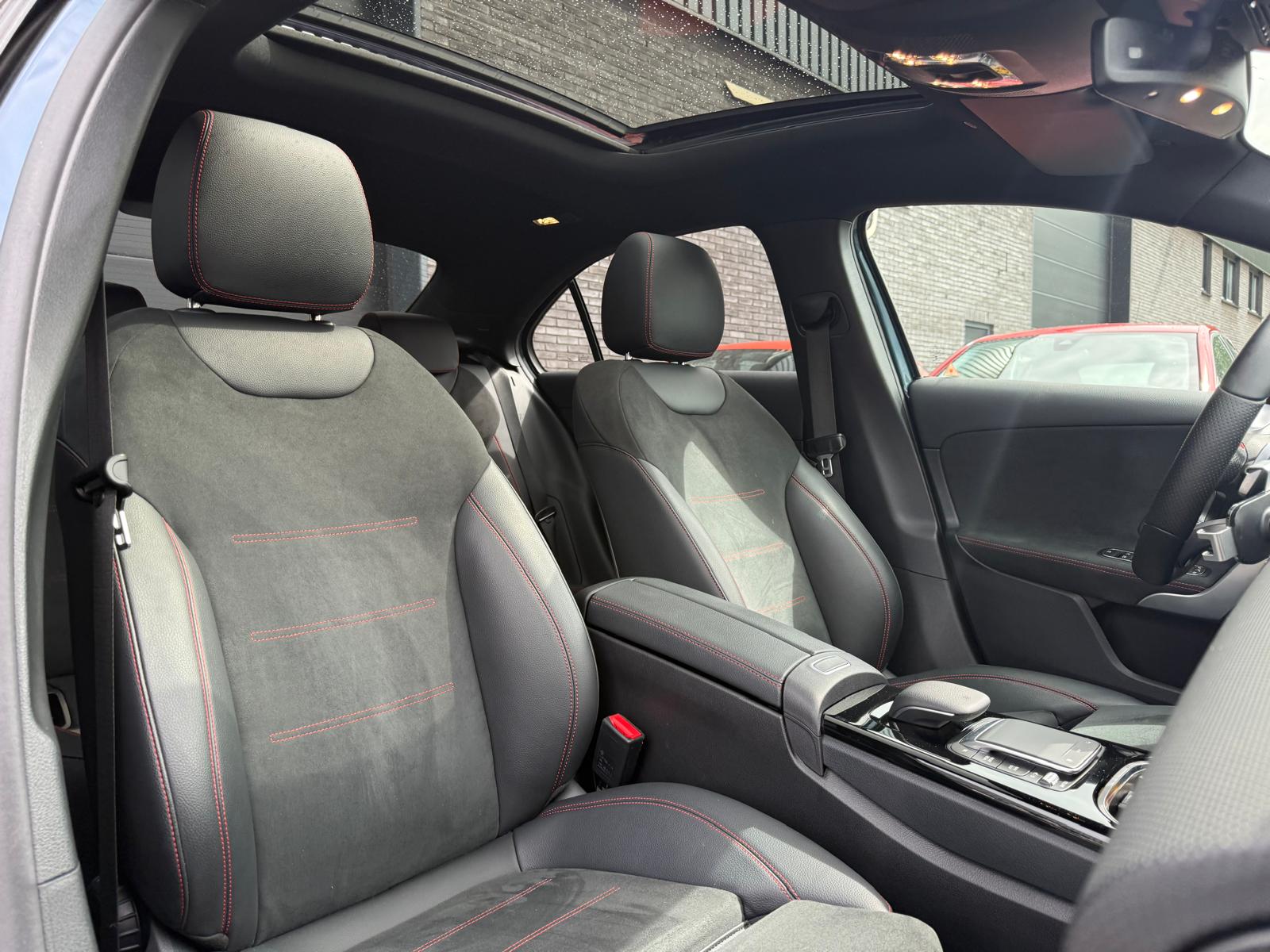 Mercedes-Benz A-klasse 250 Premium Plus | 1E EIGENAAR | 3/6/12 MND GARANTIE | PANO | LED | SFEER | BURMESTER | CARPLAY | CAMERA | NAVI | CRUISE |