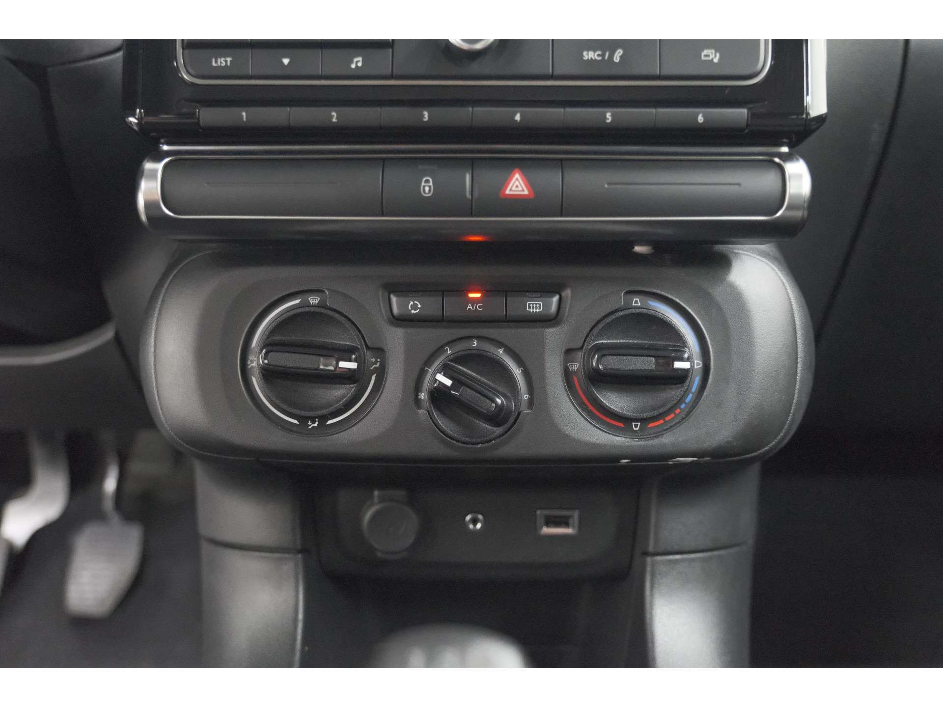 Citroen C3 PureTech 82 S&S Feel | Airco | Trekhaak | Bluetooth | Cruise Control