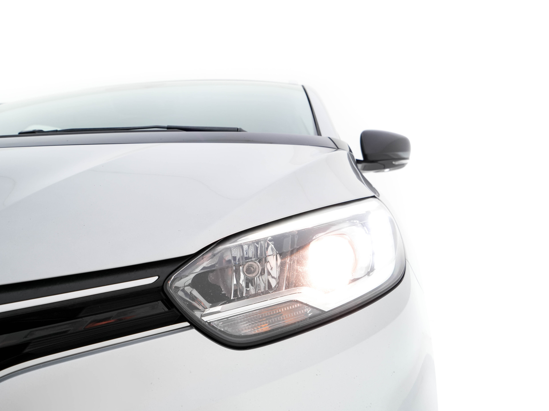 Renault Grand Scénic 1.3 TCe Business Zen [ 7-Pers. ] (INCL-BTW) *NAVI-FULLMAP | COMFORT-SEATS | DIGI-COCKPIT | ECC | PDC | CRUISE | PRIVACY-GLASS | DAB | CARPLAY*