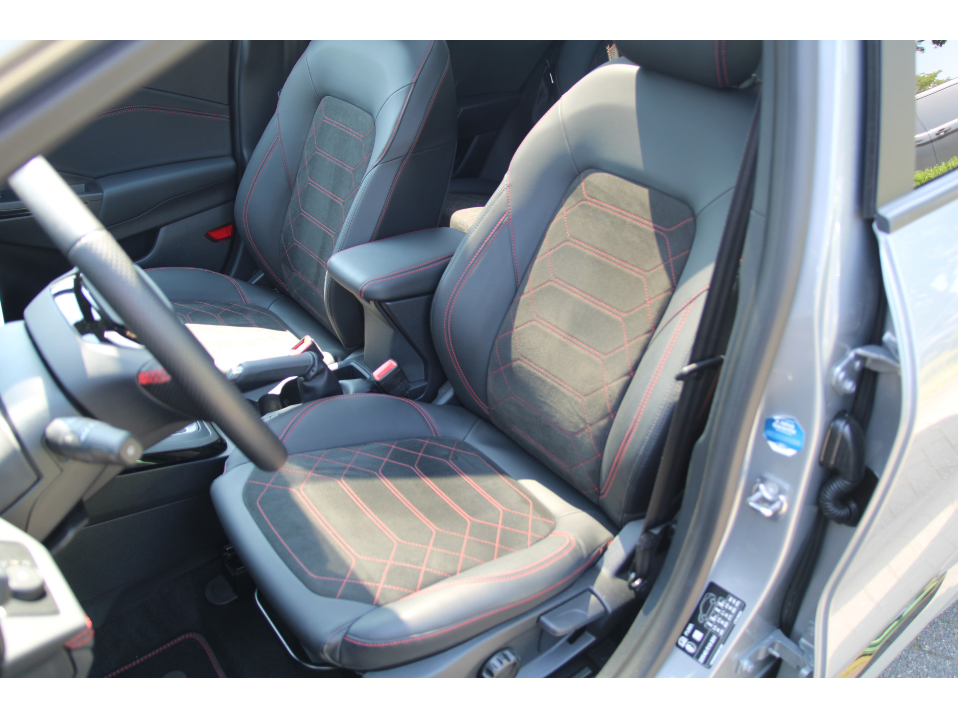 Ford Puma 1.0 EcoBoost Hybrid 155 PK ST-Line X Automaat PANORAMADAK | LED MATRIX | WINTER-PACK| 19' LM VELGEN | B&O