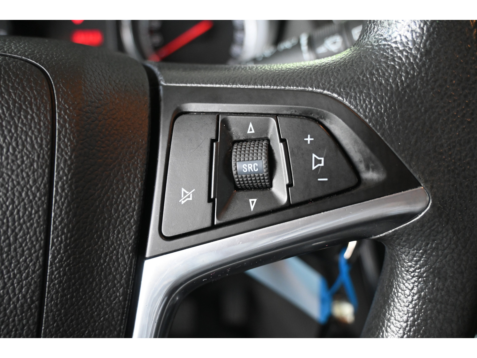 Opel Mokka 1.6 Selection Airco Cruise Control Trekhaak Goed Onderhouden! Inruil Mogelijk!
