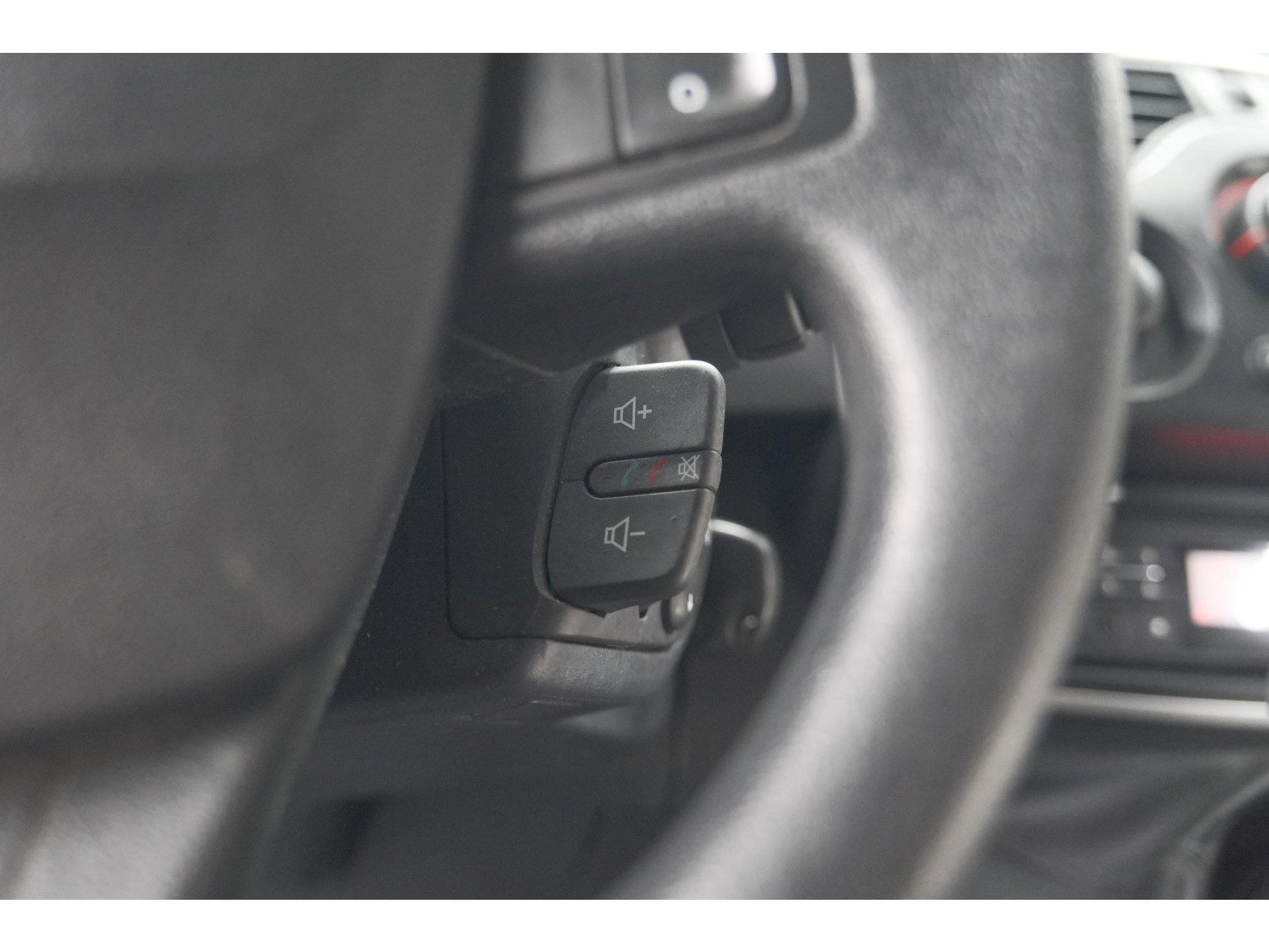 Renault Kangoo E-Tech 33 kWh 82 PK | Koopaccu | Airco | Cruise Control | DAB Radio