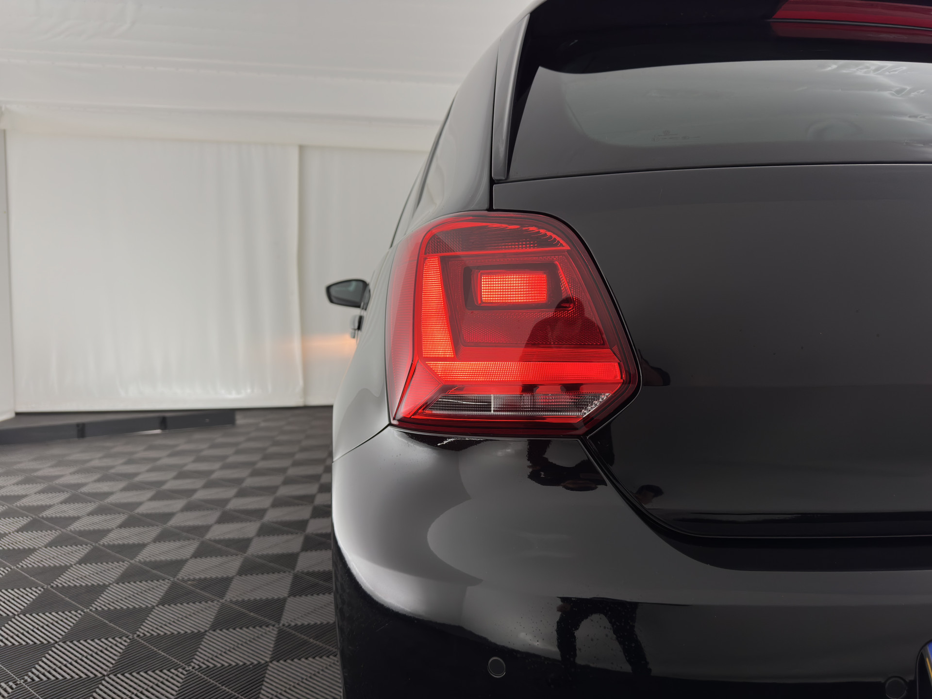 Volkswagen Polo 1.4 TDI Business Edition *NAVI-FULLMAP | AIRCO | CRUISE | PDC | CARPLAY | COMFORT-SEATS |  PRIVACY-GLASS  | 15''ALU*