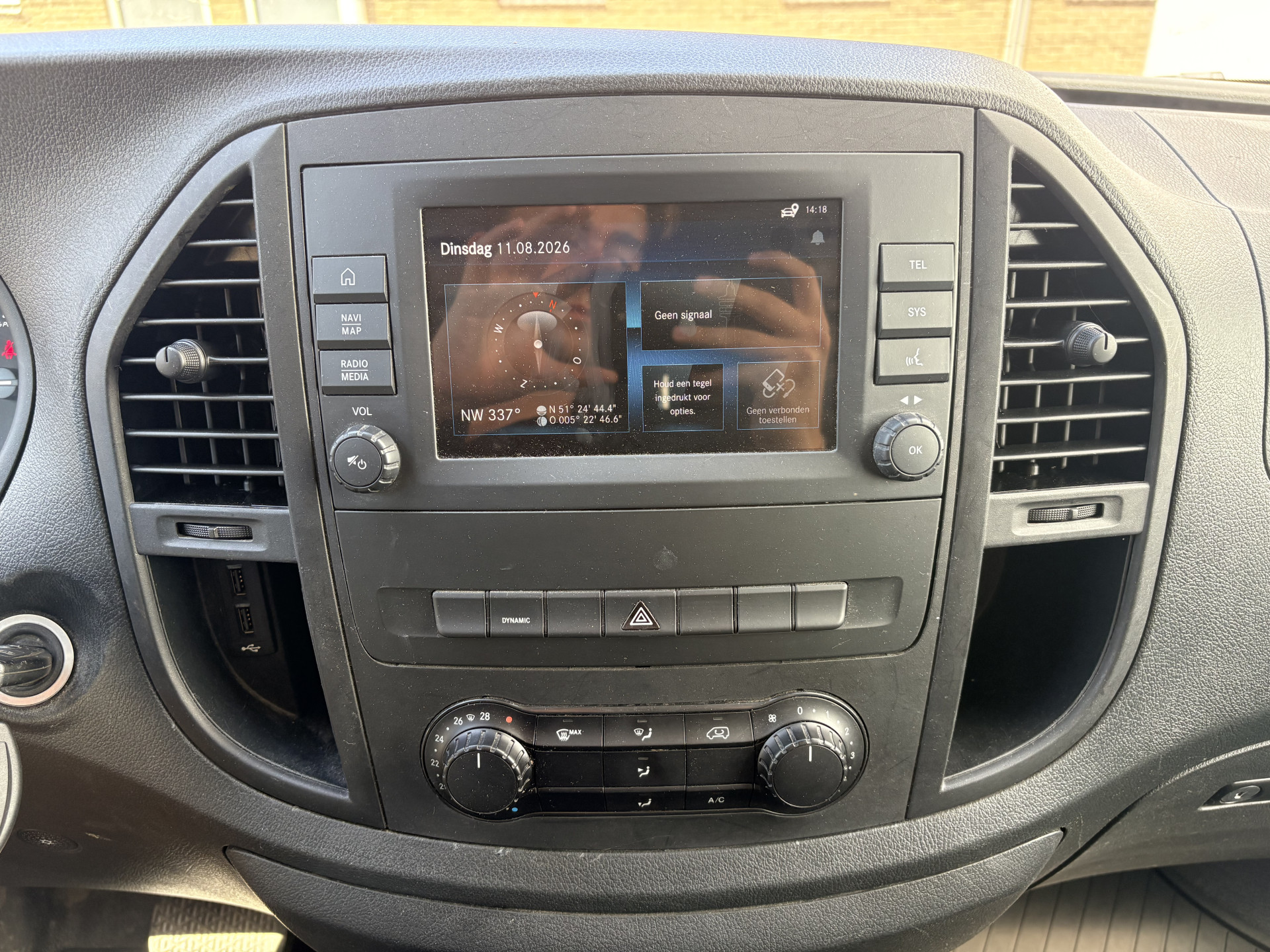 Mercedes-Benz eVito 112 66kWh L2 Elektrisch 95.8% (SOH) 280-WLTP 80kw Snelladen Climate Control Cruise Control Camera Stoelverwarming Parkeersensoren