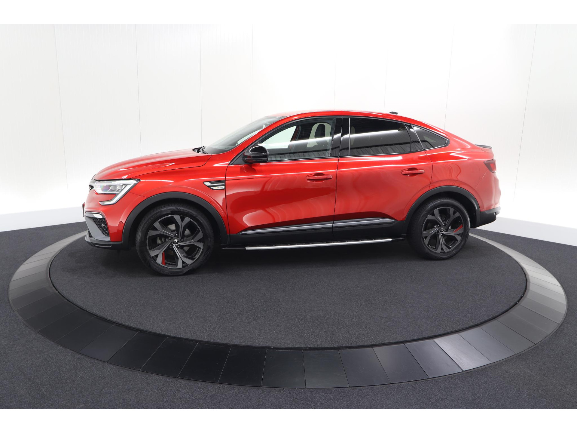 Renault Arkana 1.6 E-Tech Hybrid 145 R.S. Line | Adaptieve Cruise Control | Elektrische Verstelbare Stoel | Dodehoekdetectie | Camera