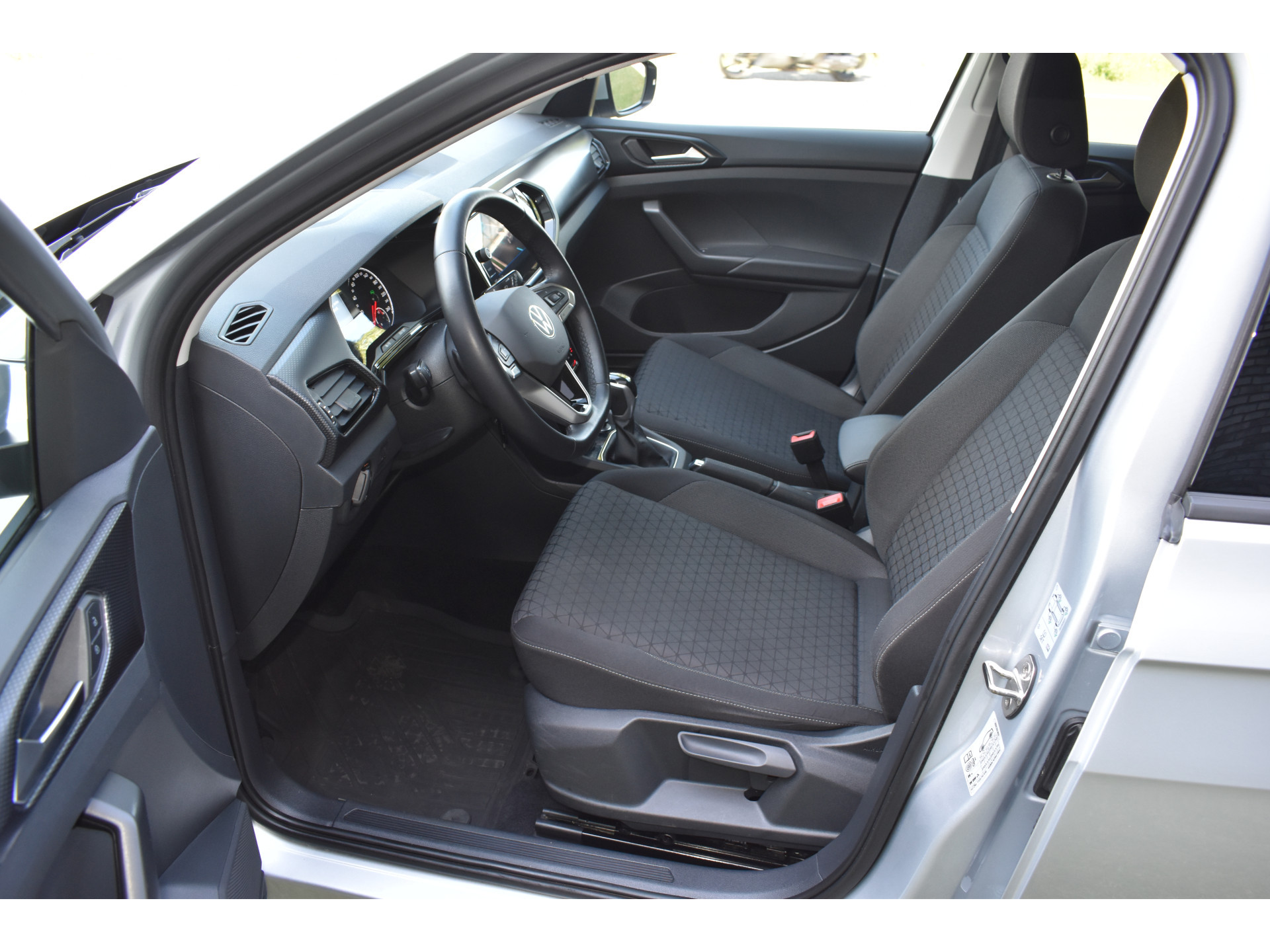 Volkswagen T-Cross 1.0 TSI Life Navigatie/CarPlay Automaat Stoelverwarming