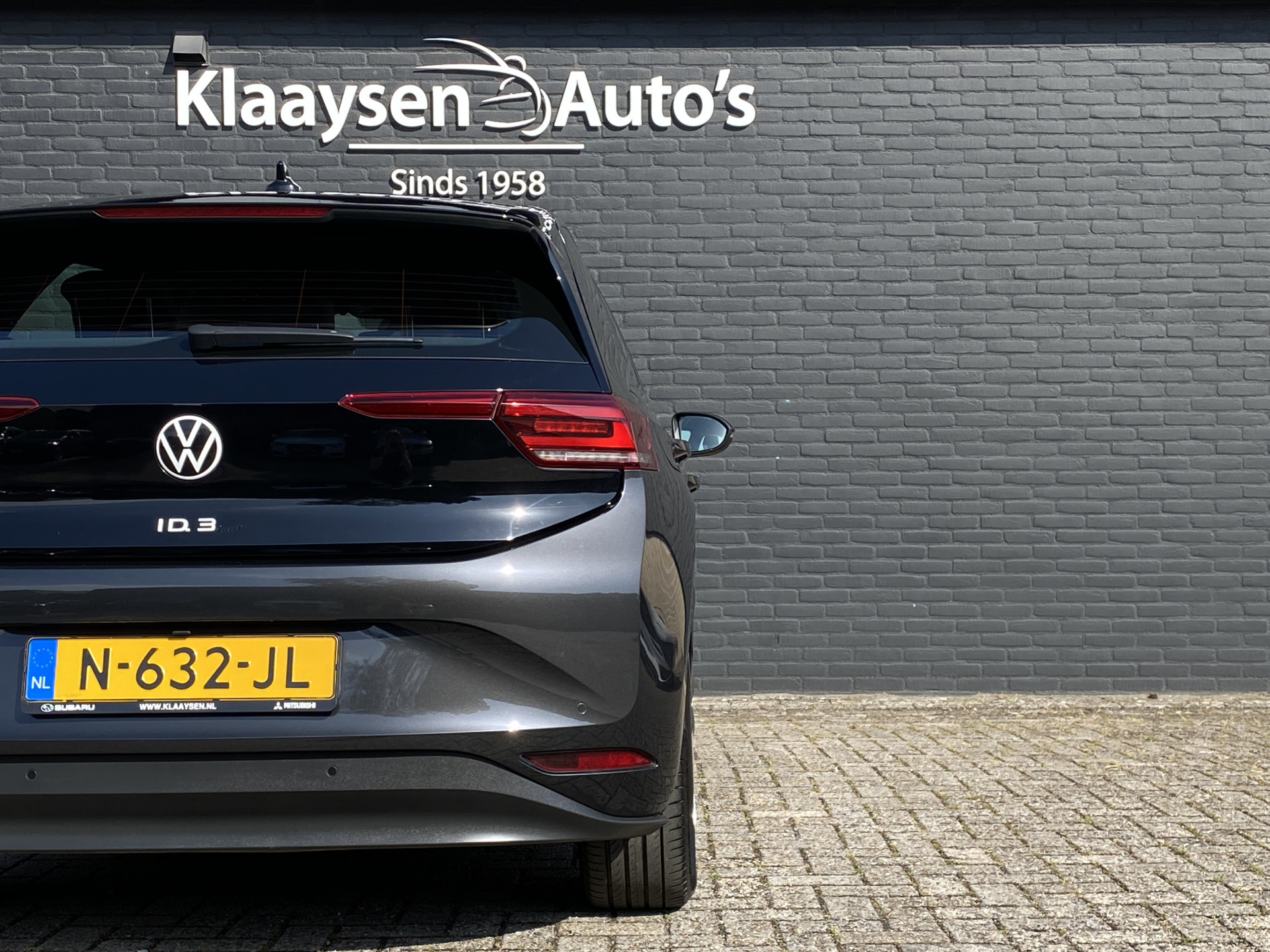 Volkswagen ID.3 Pure 45 kWh 150 pk | dealer onderhouden | navigatie | adapt. cruise | parkeersensoren | apple carplay