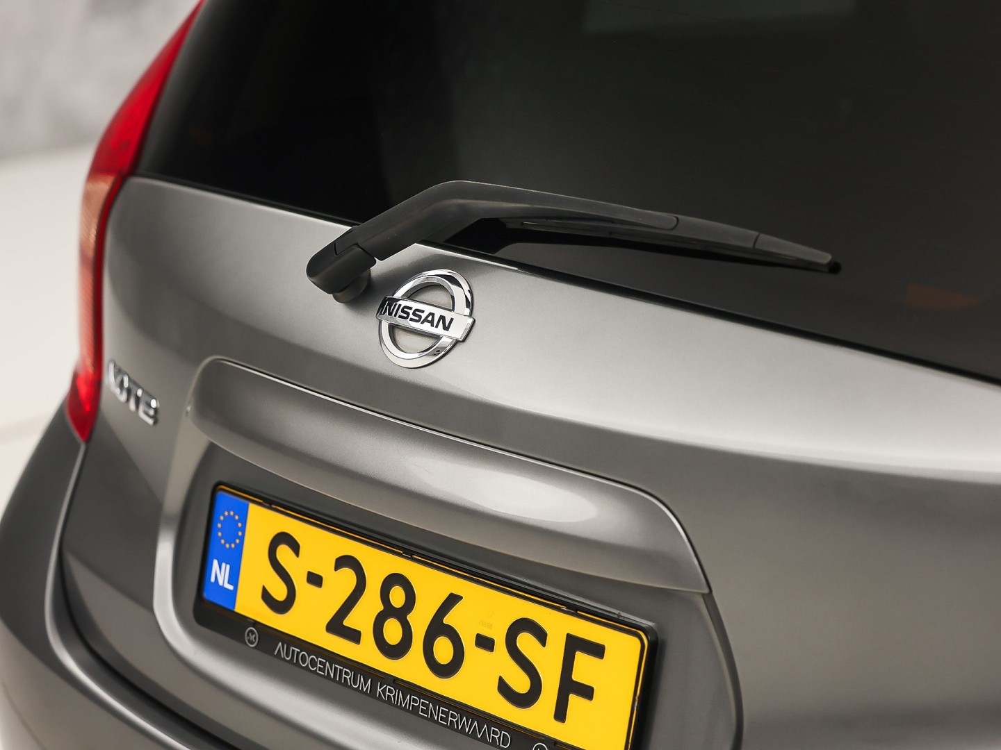 Nissan Note 1.2 Sport (AIRCO, GETINT GLAS, LM VELGEN, SPORTSTOELEN, CRUISE, NIEUWE APK, NIEUWSTAAT)