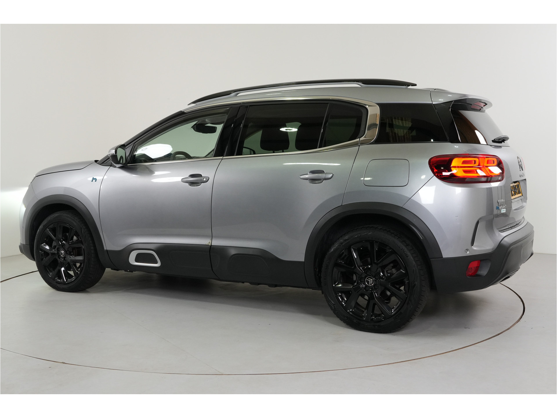 Citroën C5 Aircross 1.6 Shine 225 pk PHEV | SOH 95.5% | Pano | Leder | Massage | Adaptieve Cruise | El. stl. verst. | Inparkeer |