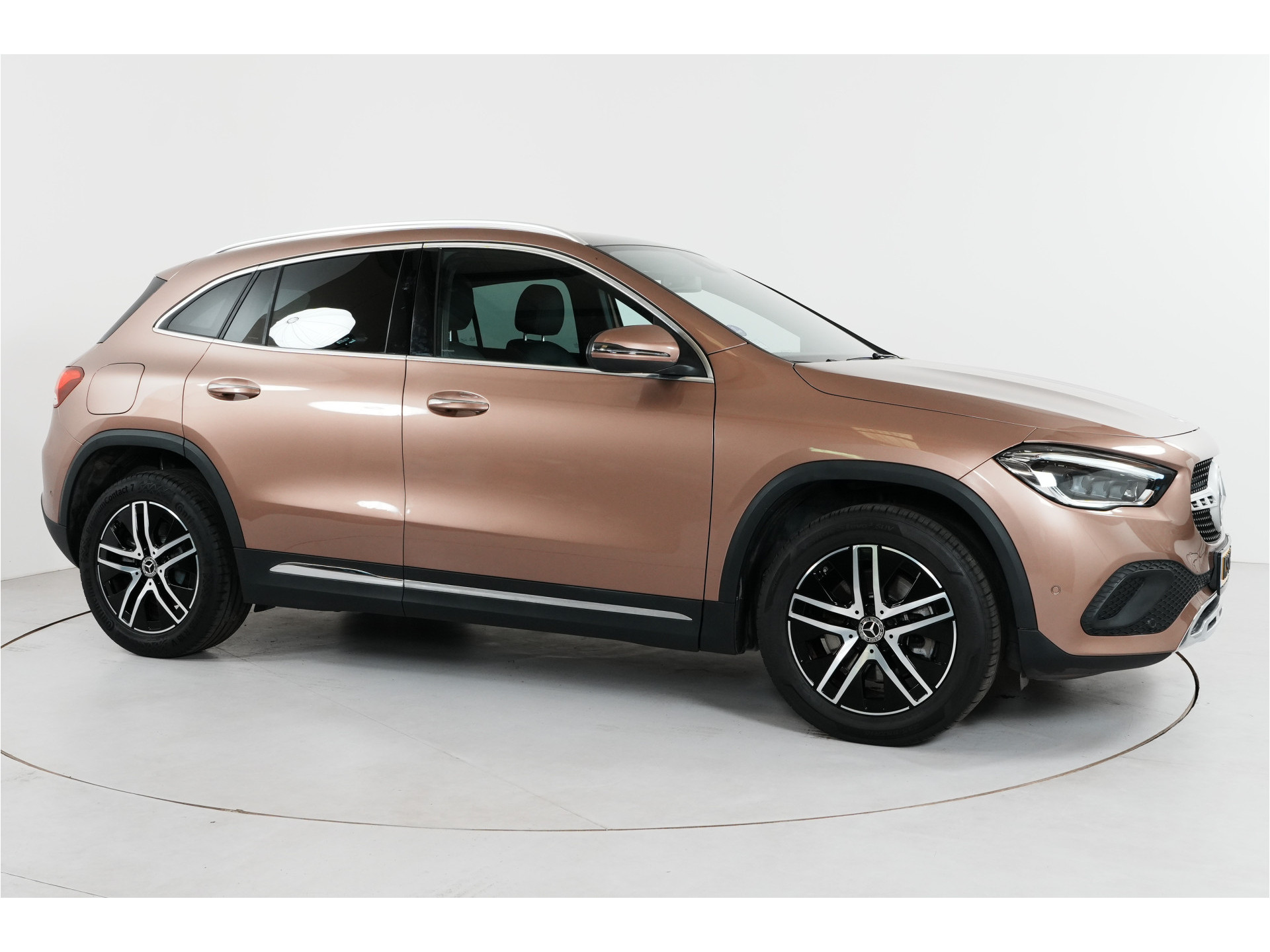 Mercedes-Benz GLA-klasse 250 e AMG Line 218 pk PHEV | SOH 94% | Pano | Camera | Ambient | Digi dash |