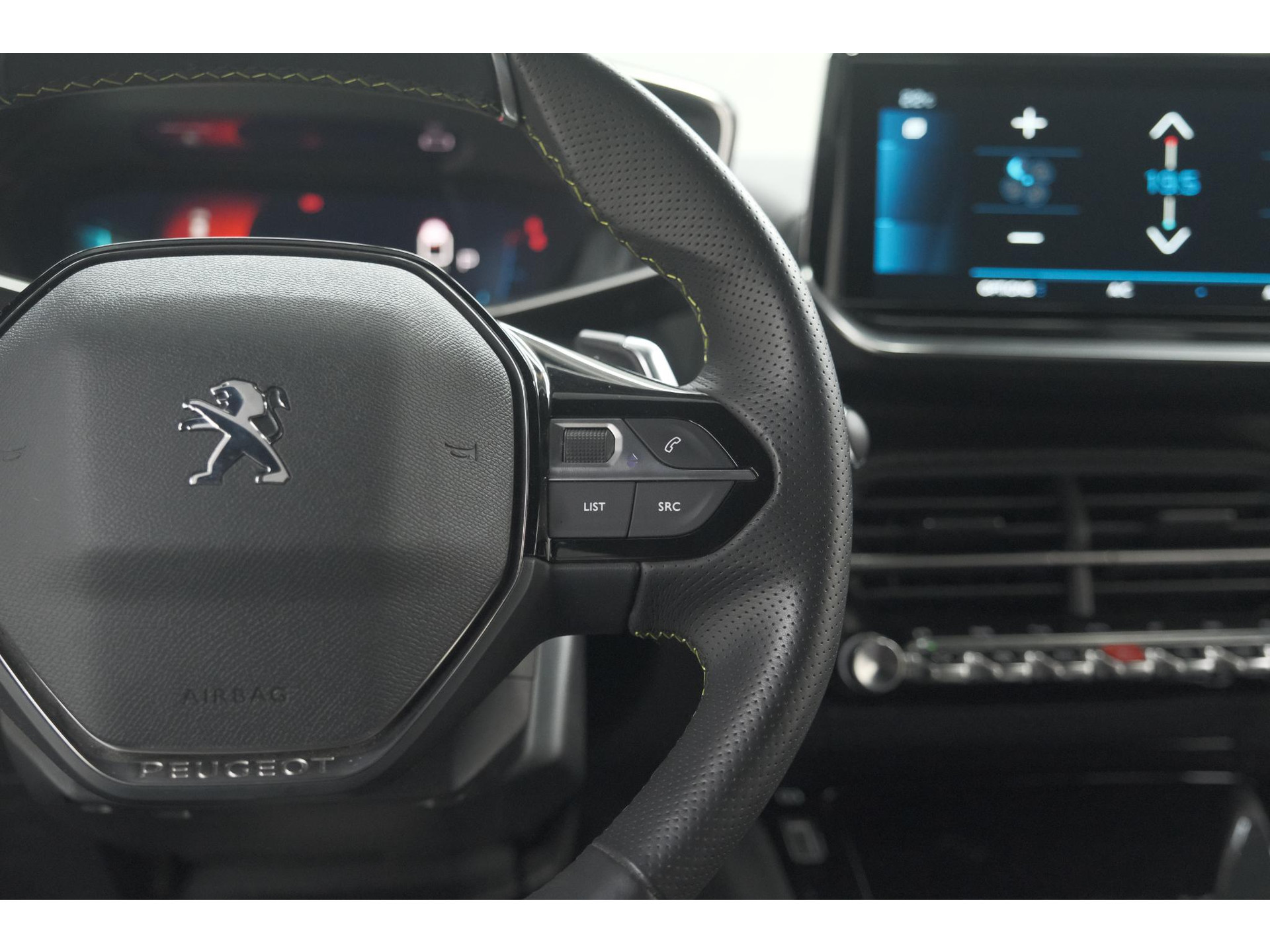 Peugeot 208 PureTech 131 EAT8 GT | Camera | Dodehoekdetectie | Navigatie | Carplay