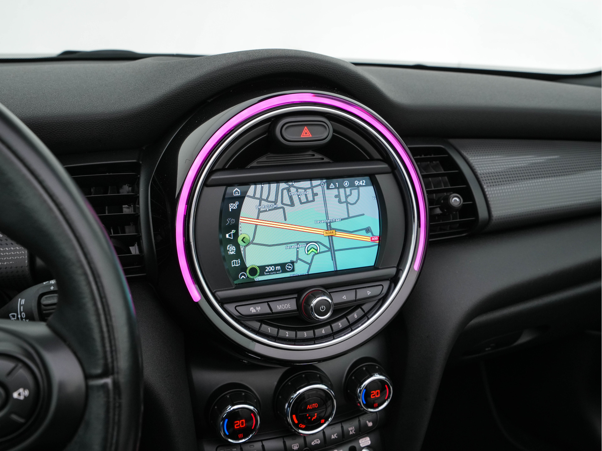 MINI Mini Cabrio 1.5 Cooper Chili *LEATHER | FULL-LED | HEATED-SPORTSEATS | KEYLESS | NAVI-FULLMAP | ECC | PDC | CRUISE | AMBIENT-LIGHT | AIRSCARF | 18''ALU*