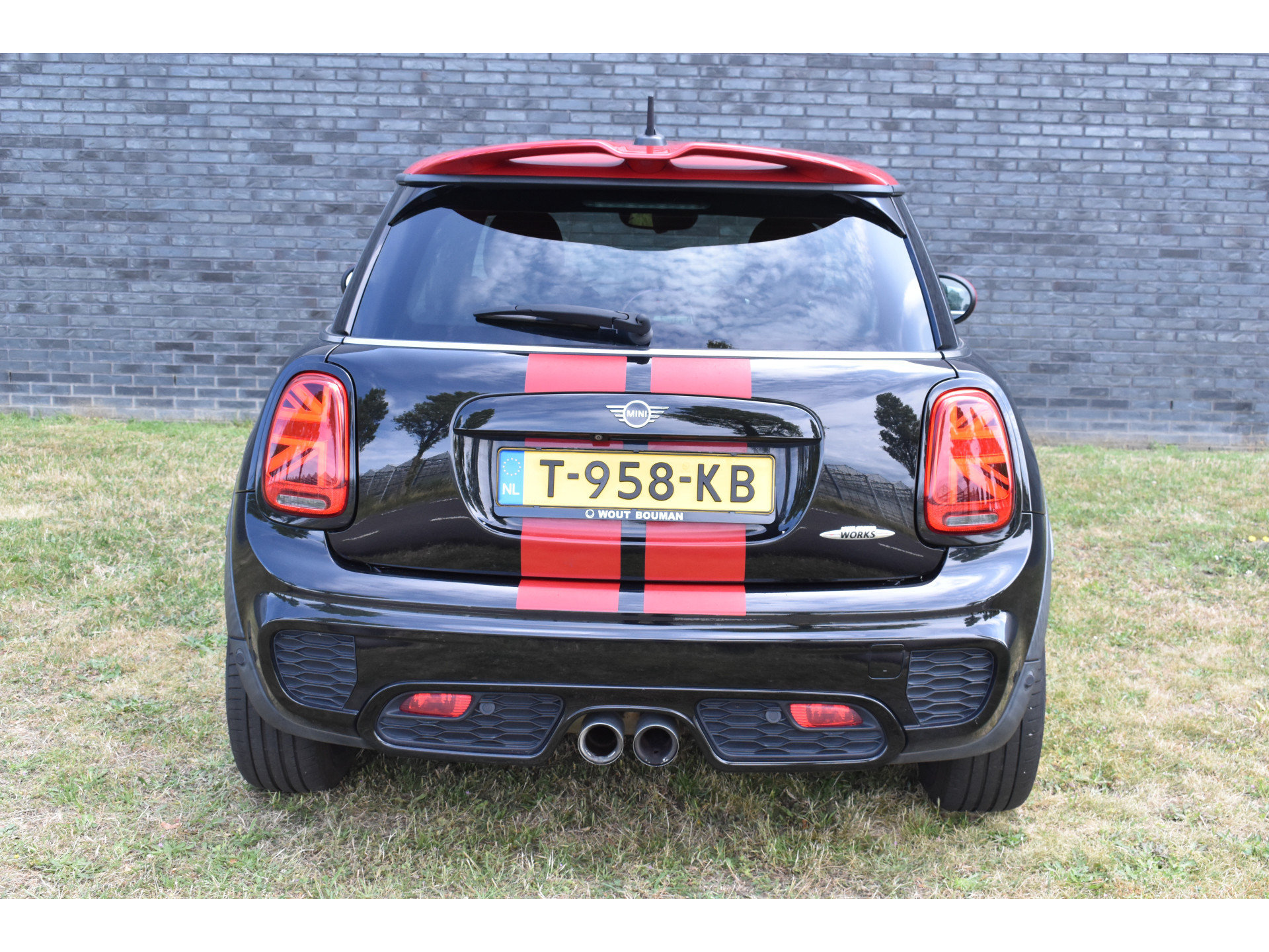 MINI 3-Deurs 2.0 John Cooper Works Chili 232pk Leer Navi Automaat