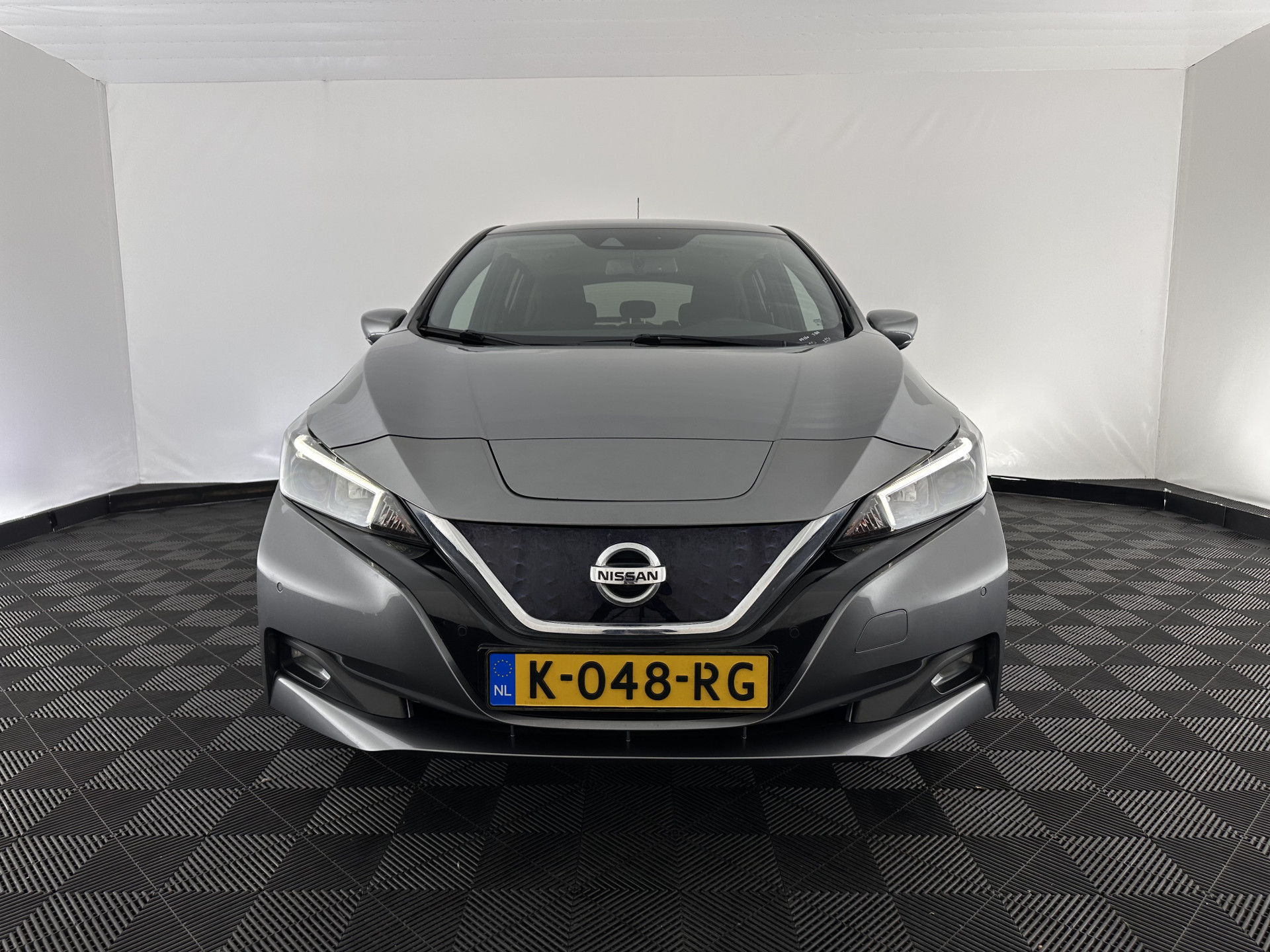 Nissan LEAF N-Connecta 40 kWh {SOH-90%} Aut. *HEATPUMP | ADAPTIVE-CRUISE | NAVI-FULLMAP | TOPVIEW | KEYLESS | BLINDSPOT |  DIGI-COCKPIT | HEATED-COMFORTSEATS | DAB | PRIVACYGLASS | ECC | PDC | CARPLAY | 17"ALU*