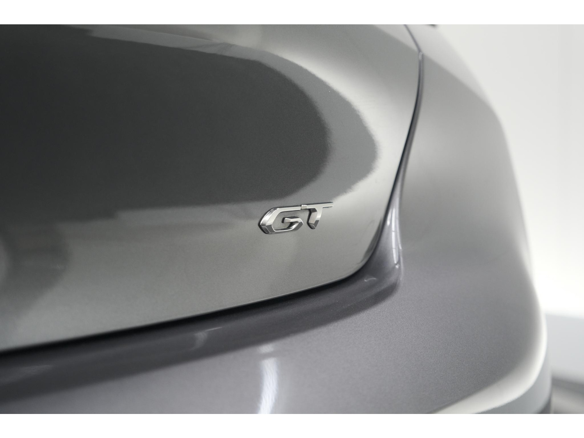 Peugeot 208 PureTech 100 GT | Camera | Adaptieve Cruise Control | Navigatie | Apple Carplay