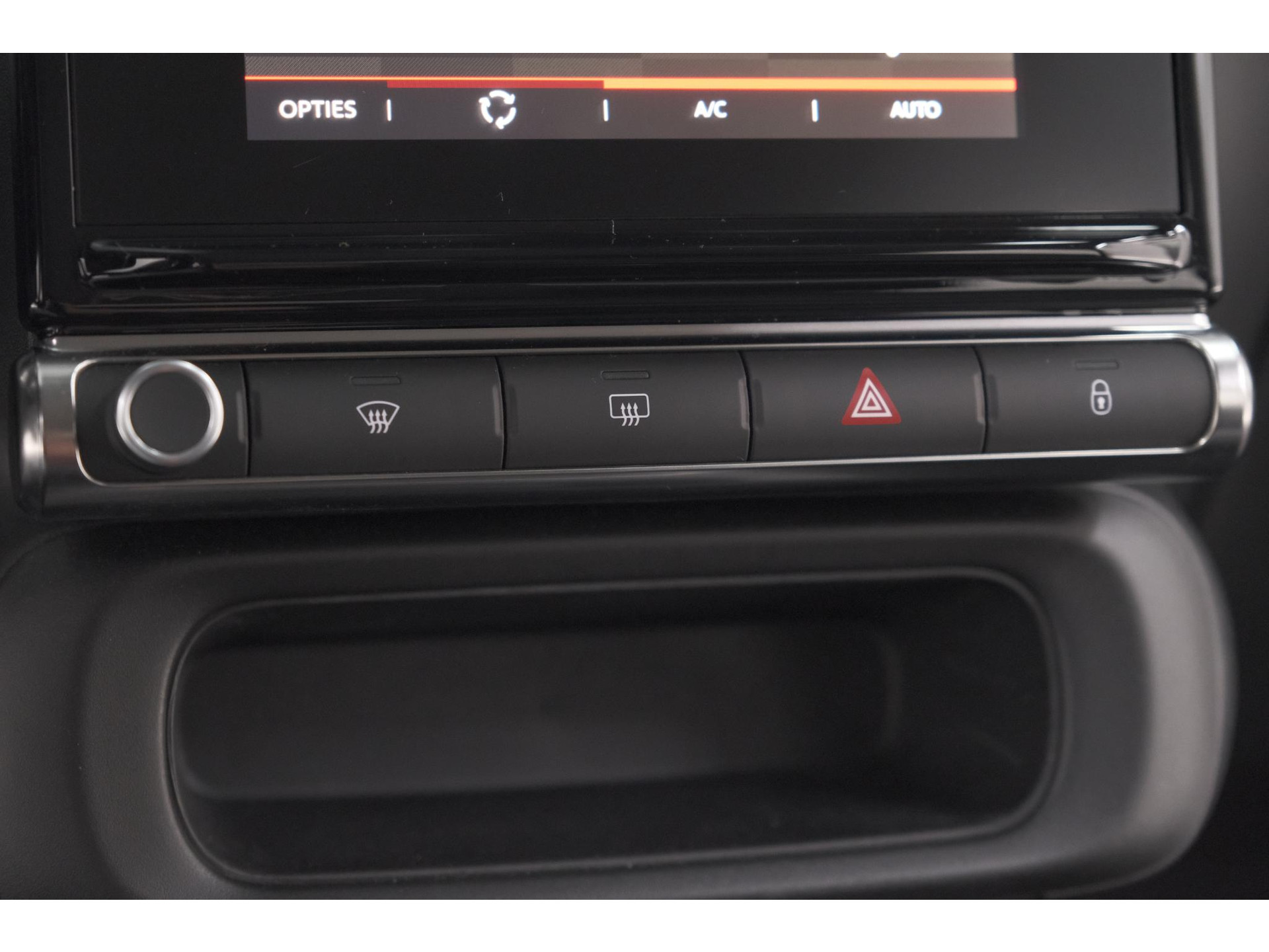 Citroen C3 PureTech 82 S&S Shine | Camera | Apple Carplay | Parkeersensoren | 16 Inch Velgen
