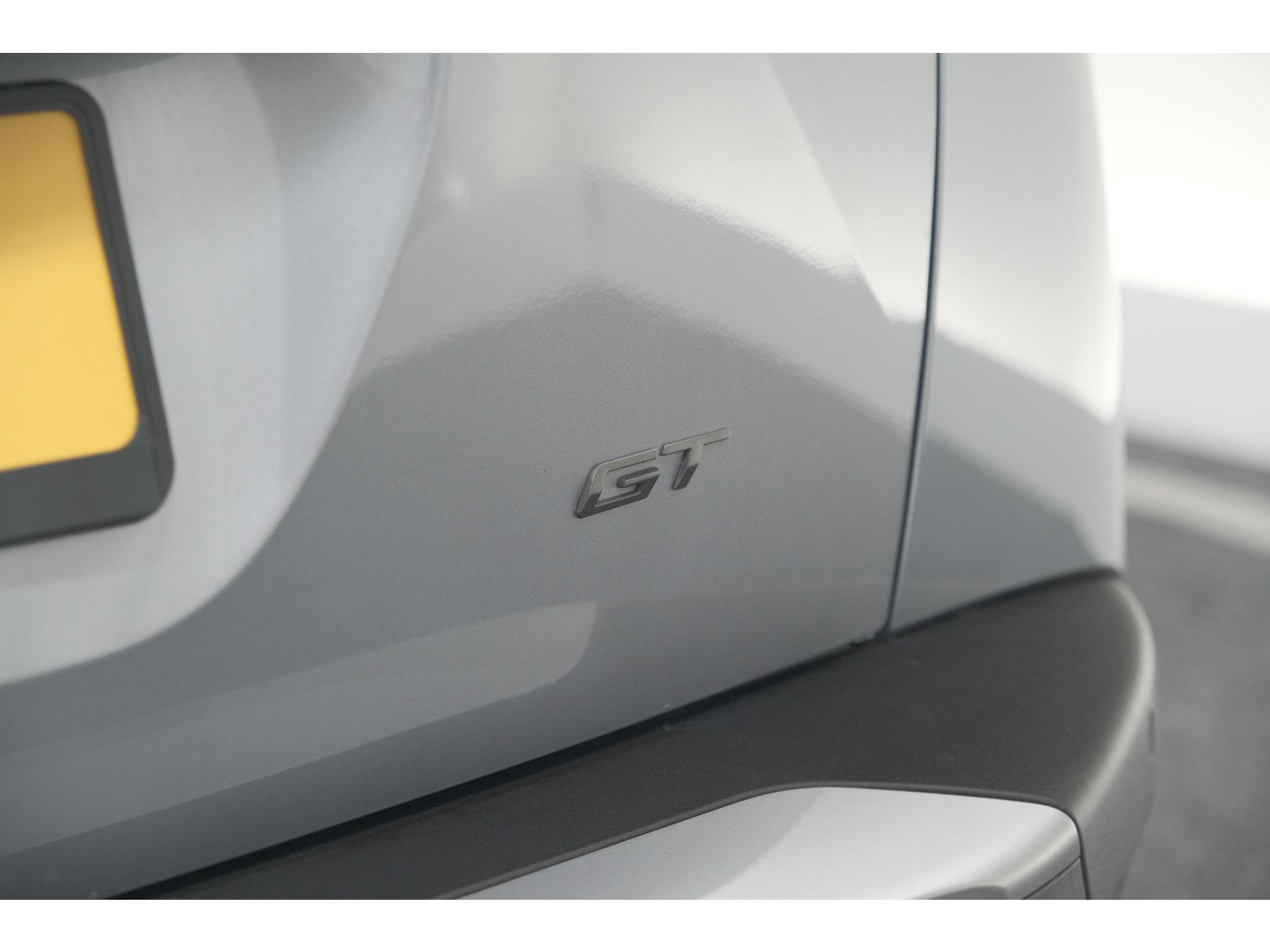 Peugeot 2008 PureTech 130 EAT8 GT | 360 Camera | Stoelmassage | Adaptieve Cruise Control | Dodehoekdetectie