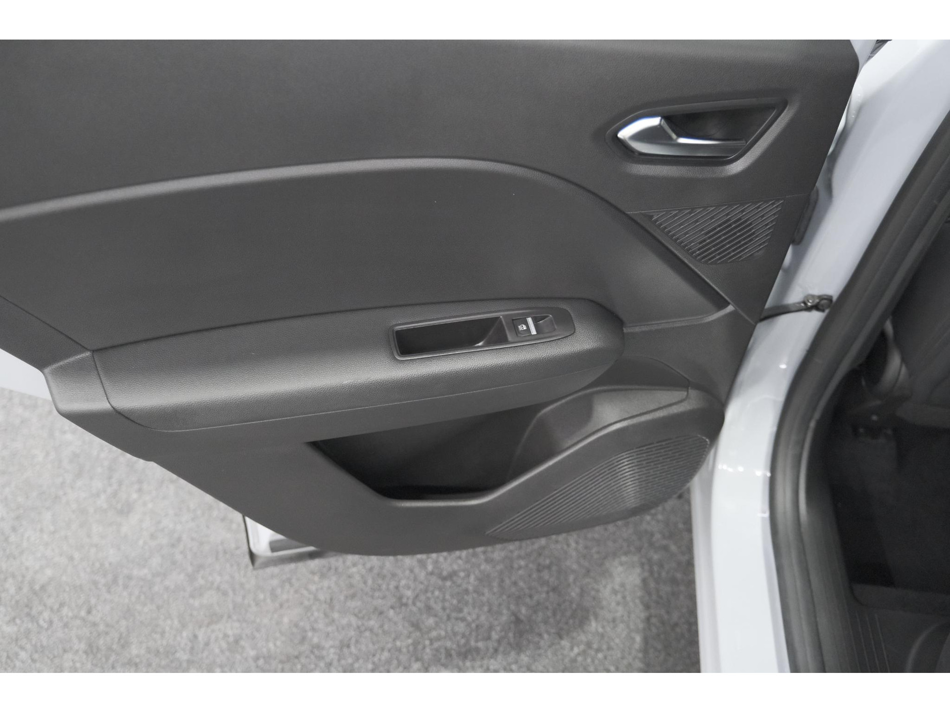 Renault Captur TCe 90 Techno | Nieuw Model | Camera | Navigatie | Apple Carplay | Pack Full Screen | 18 Inch Lichtmetalen Velgen