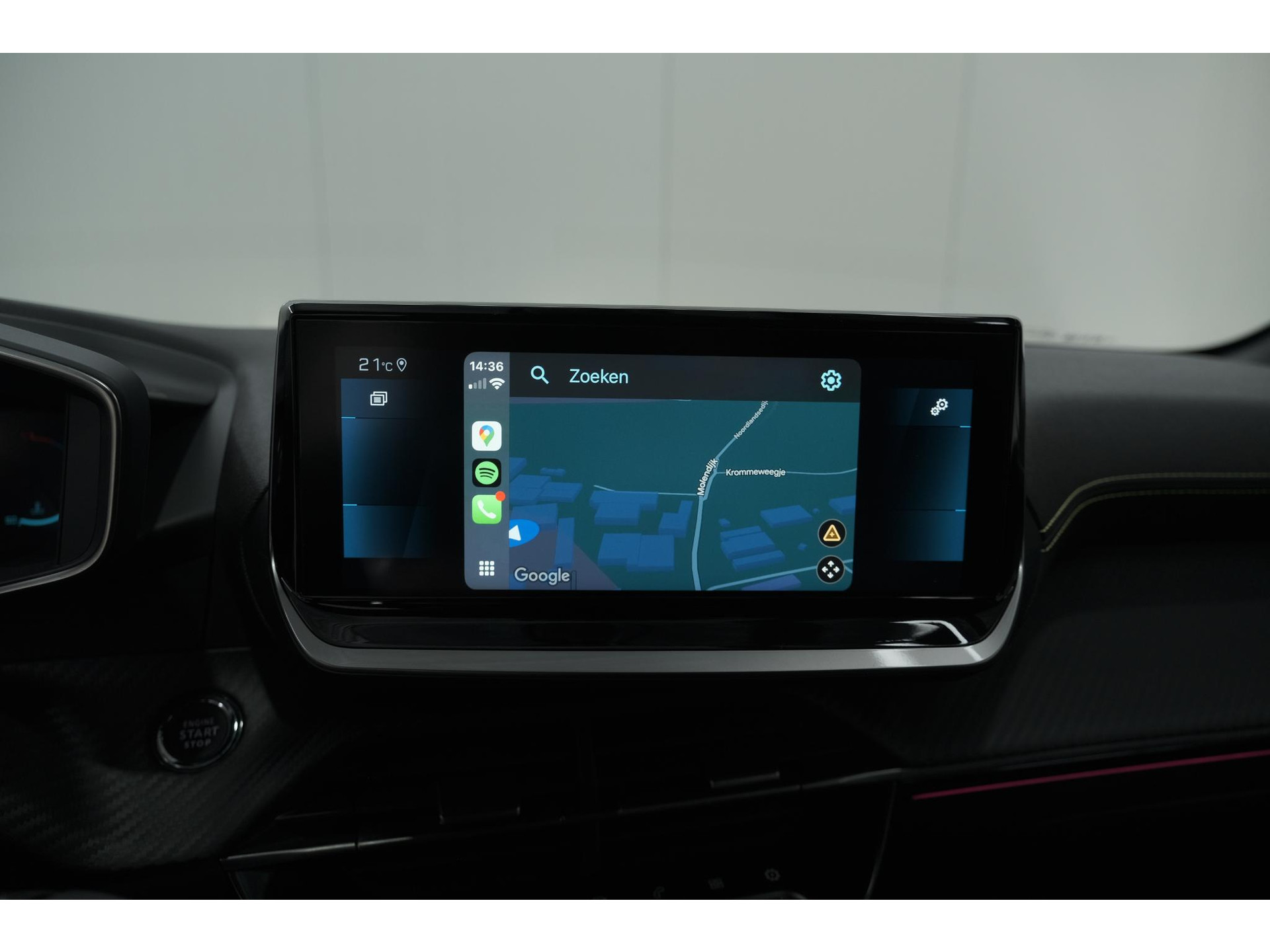 Peugeot 208 PureTech 100 GT | Camera | Navigatie | Sfeerverlichting | Apple Carplay | Parkeersensoren