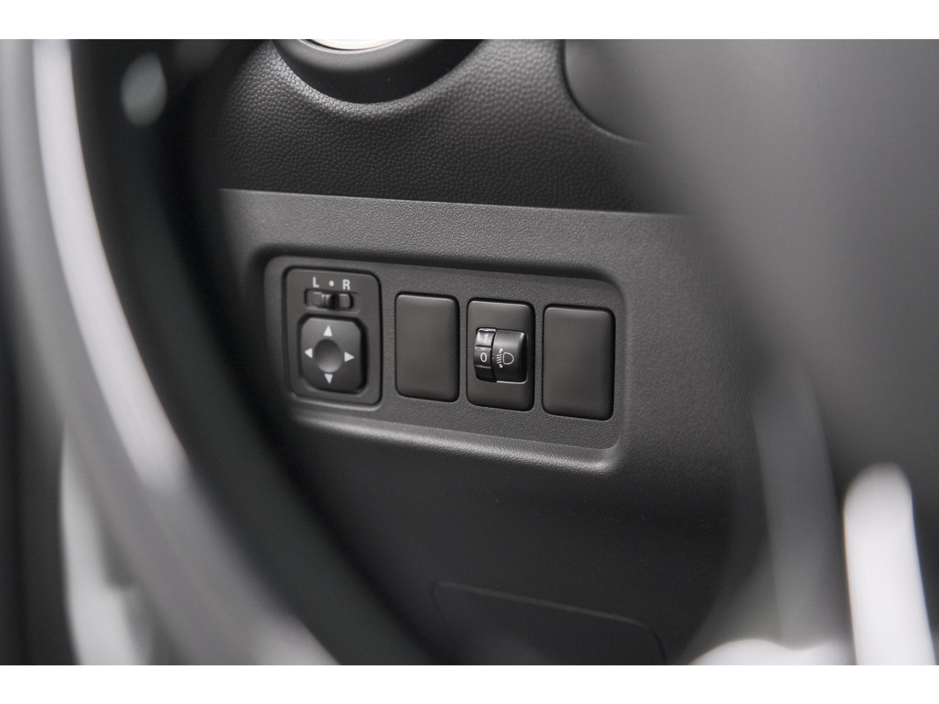 Mitsubishi Space Star 1.2 Intense | AUTOMAAT! | Apple Carplay | Allseason Banden | Climate Control