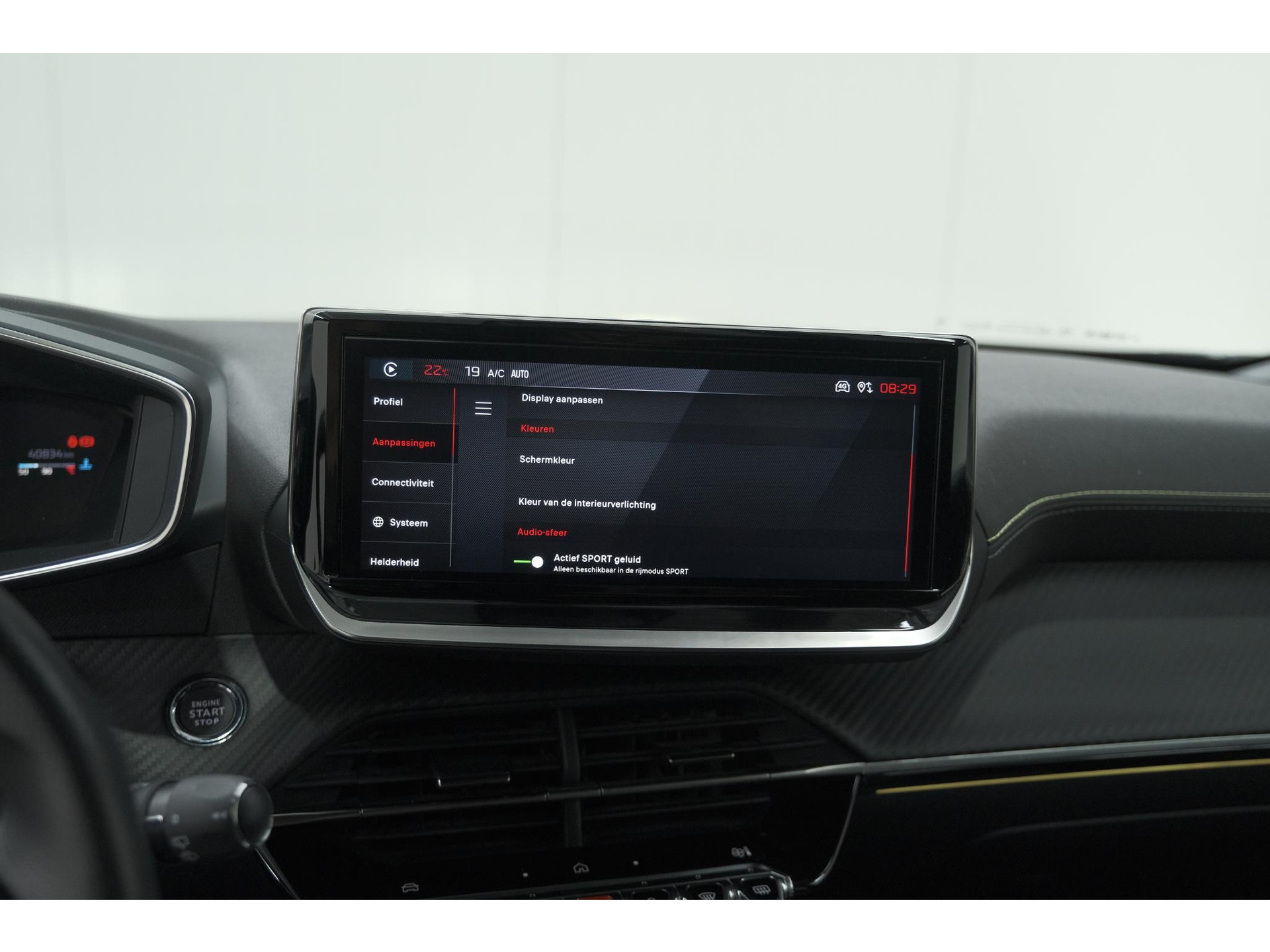 Peugeot 2008 PureTech 130 EAT8 GT | 360 Camera | Adaptieve Cruise Control | Dodehoekdetectie | Navigatie