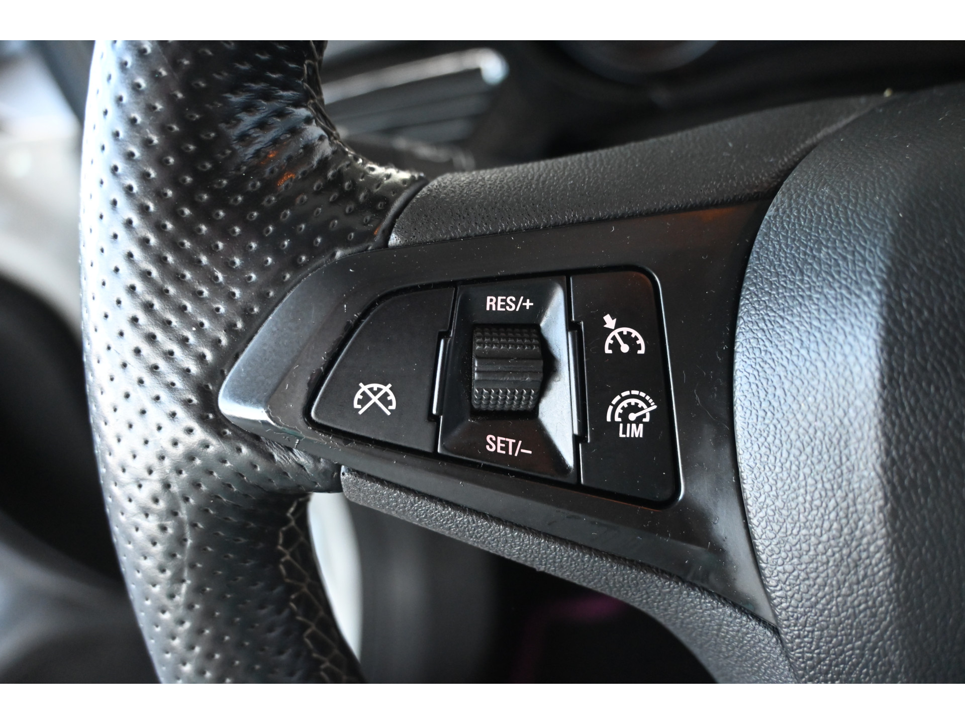 Opel Corsa 1.0 Turbo Color Edition OPC Line  Airco Cruise Control LED Rijklaarprijs! Inruil Mogelijk!