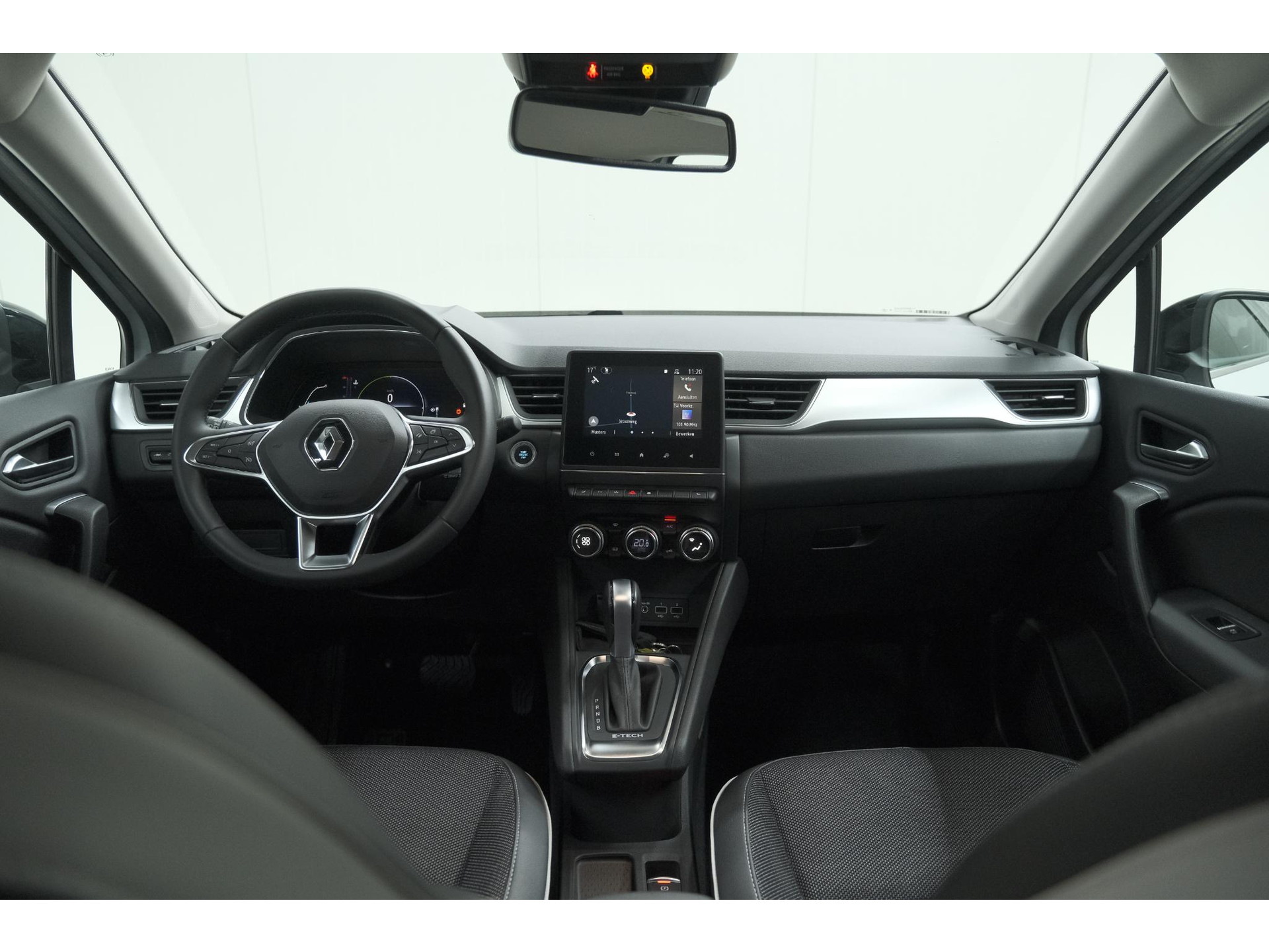 Renault Captur 1.6 E-Tech Hybrid 145 Intens | Trekhaak | Camera | Stoelverwarming | Navigatie