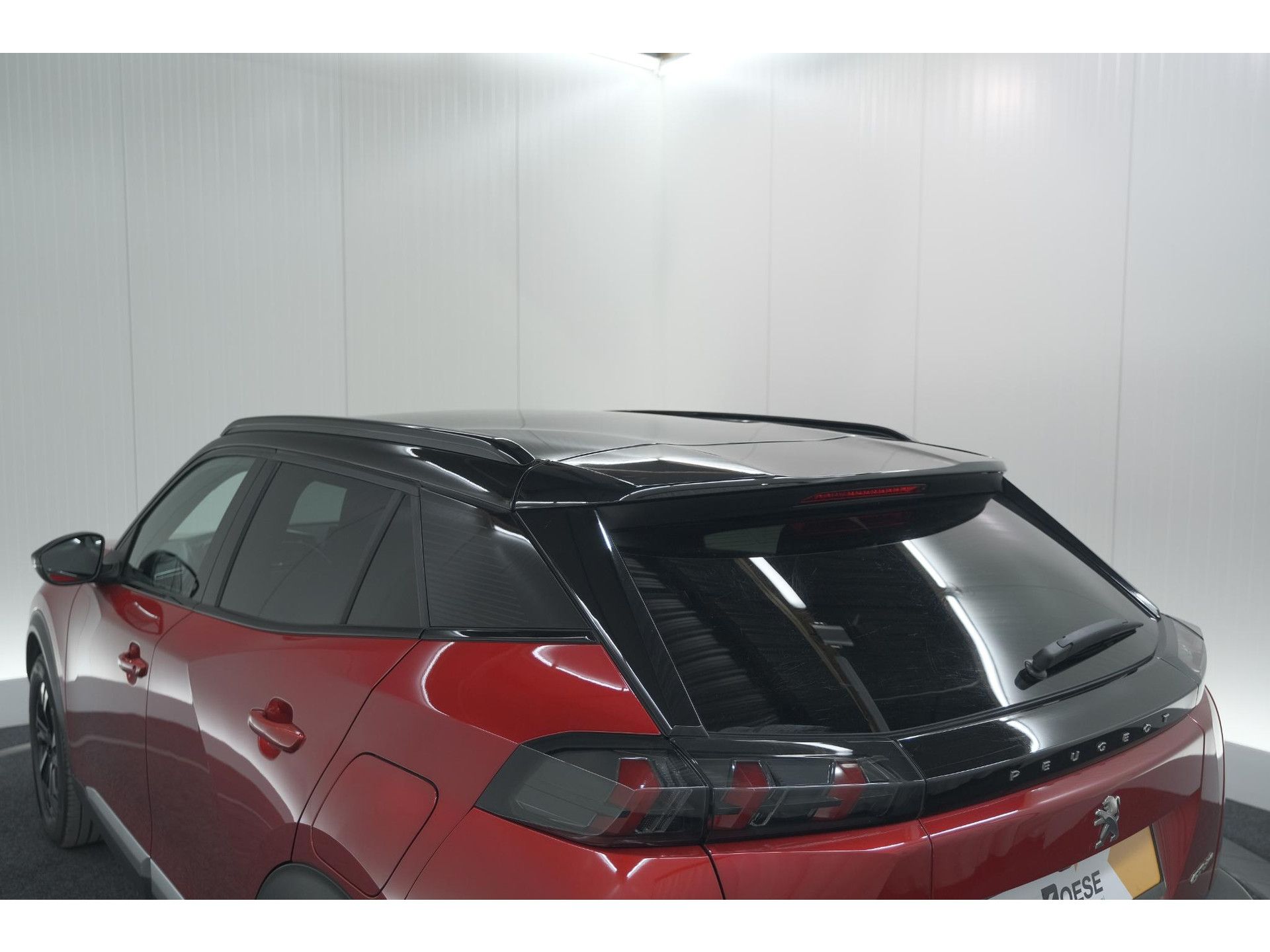 Peugeot 2008 PureTech 130 GT-Line | Trekhaak | Camera | Apple Carplay | Parkeersensoren