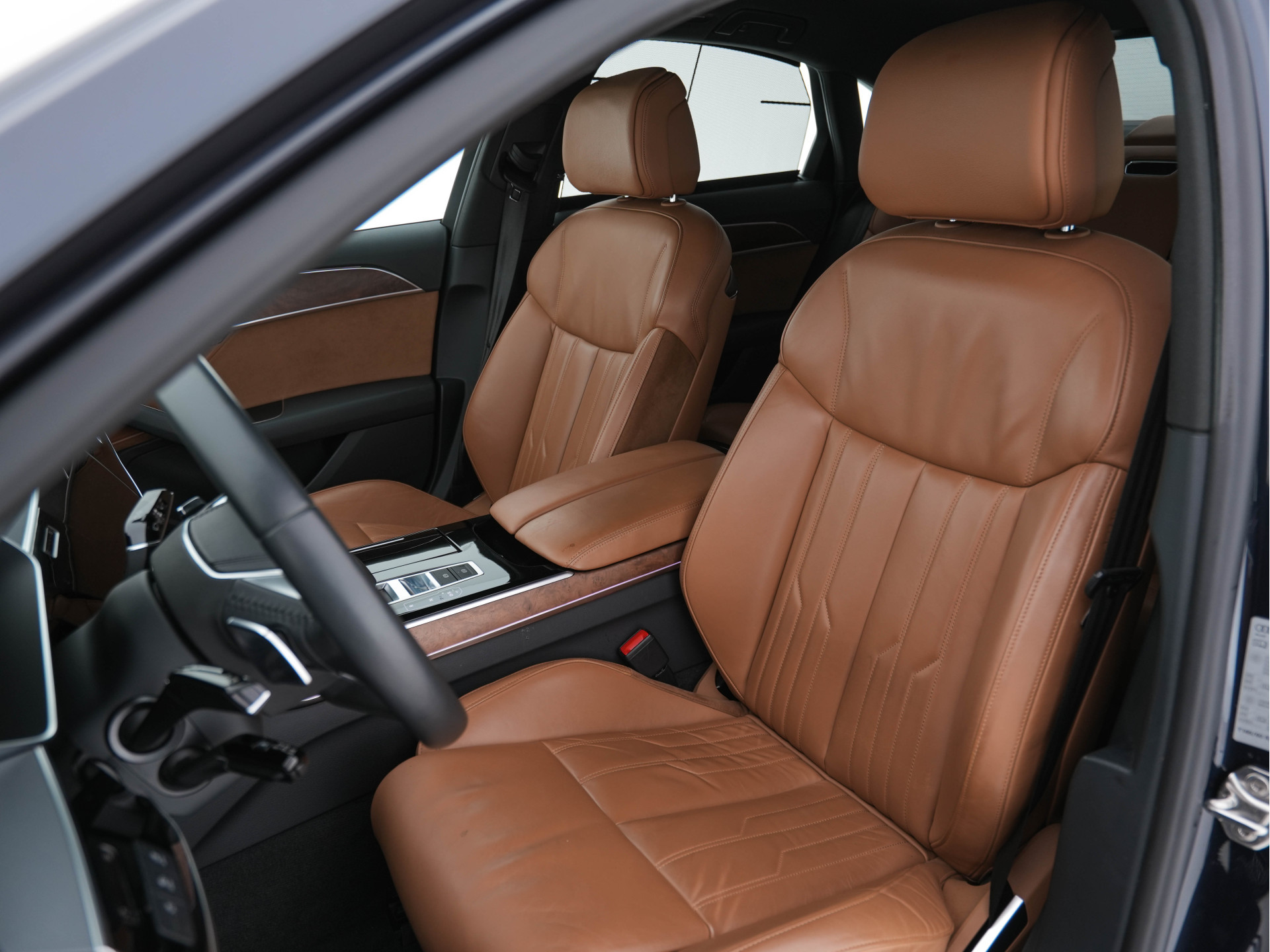 Audi A8 50 TDI Quattro Aut. * MATRIX-LED | UNICUM-LEATHER | DIGI-COCKPIT | BANG&OLUFSEN-SURROUND | SOFT-CLOSE | KEYLESS | MEMORY-SEATS | ADAPTIVE-CRUISE | DAB | CAMERA | ECC | PDC | AIR-SUSPENSION | AMBIENT-LIGHT