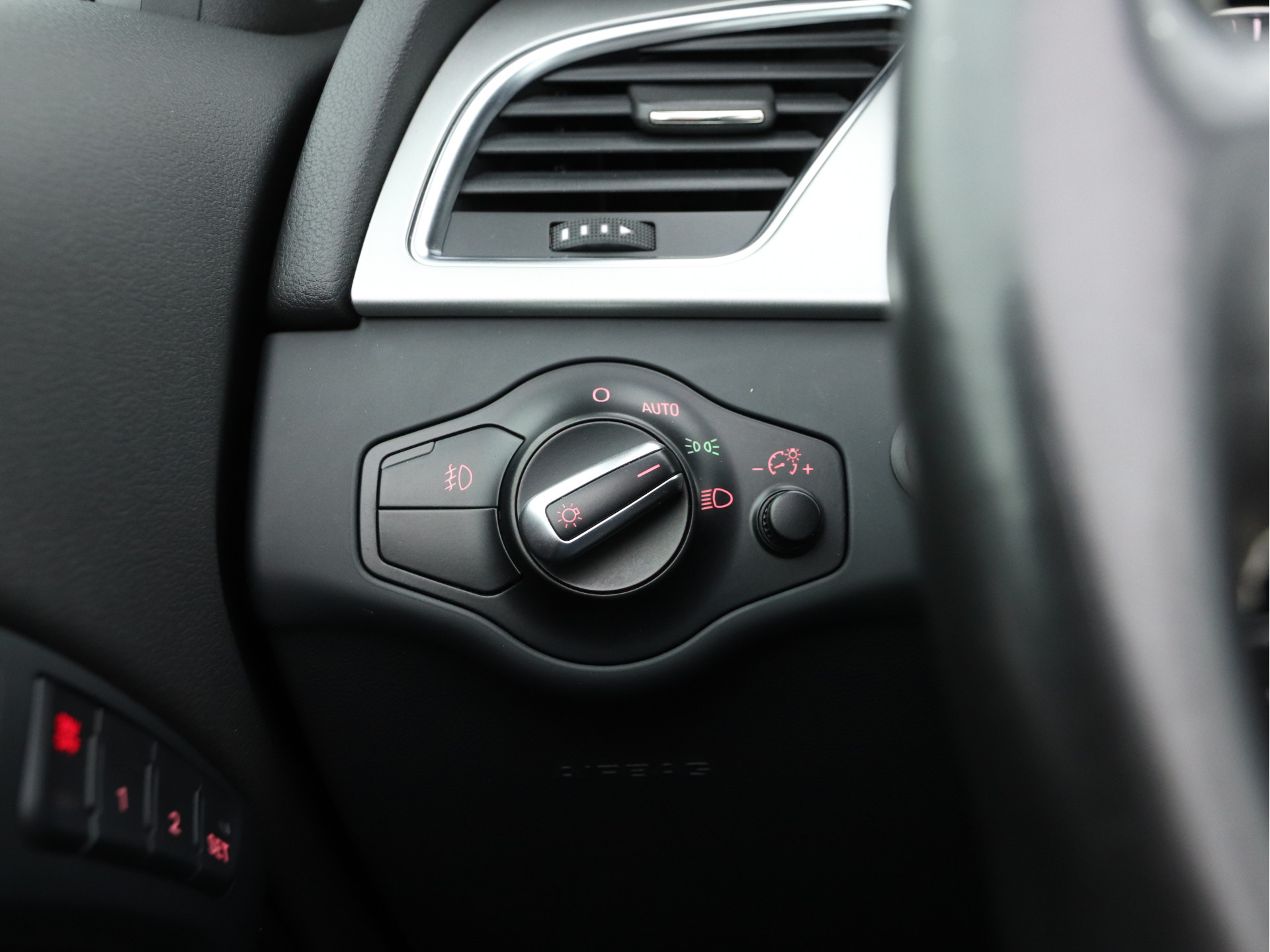 Audi S5 Cabriolet 3.0 TFSI Quattro Aut. *LEATHER | BI-XENON | NAVI-FULLMAP | BANG/OLUFSEN-AUDIO | PDC | ECC | CRUISE | CAMERA | SHIFT-PADDLES | MEMORY-PACK | HAEATED/VENTILATED-SPORTSEATS | AIRSCARF | CARBON-INLAY | KEY