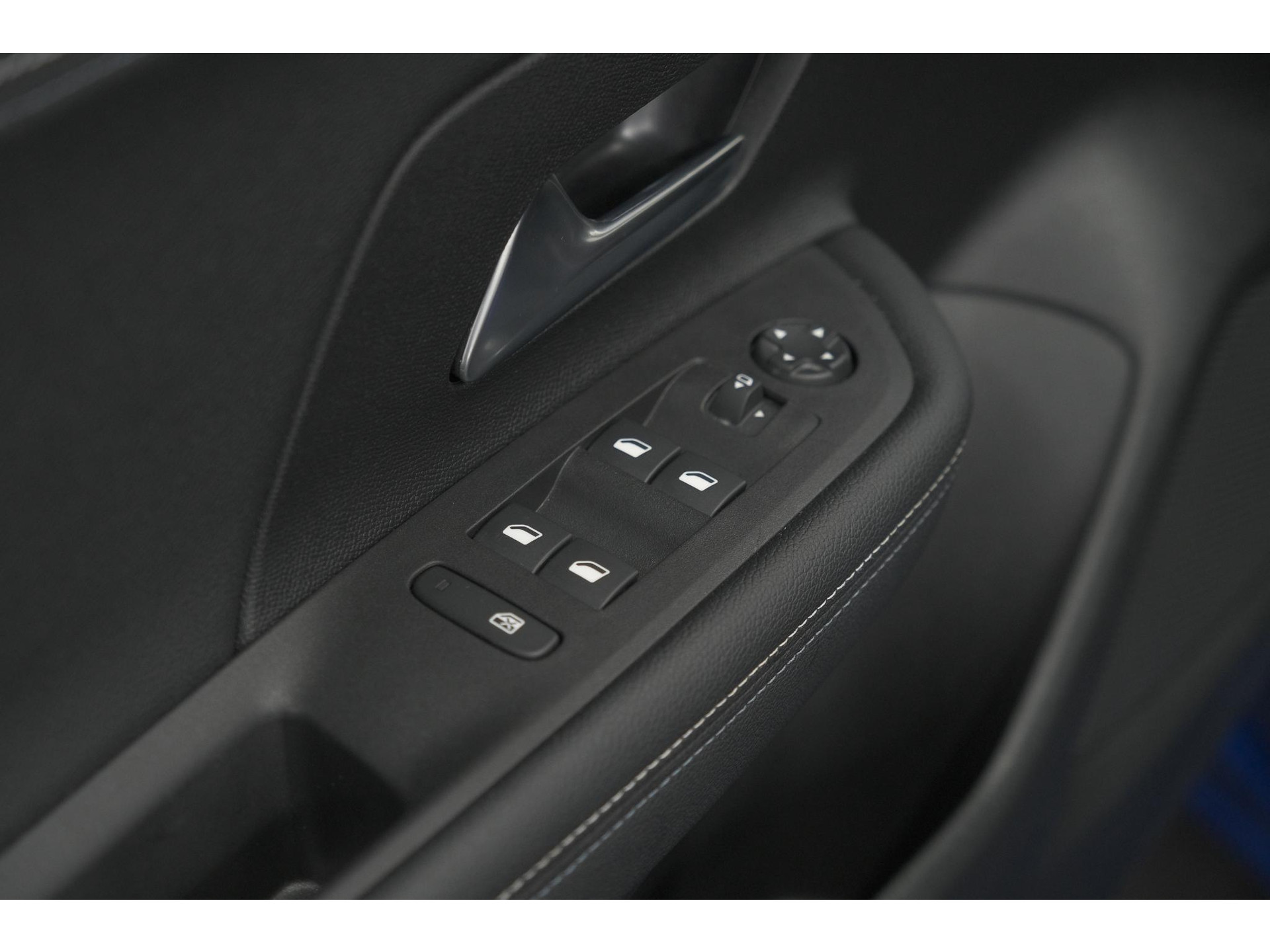 Opel Mokka 1.2 Turbo 145 Hybrid GS | Allseason Banden | Adaptieve Cruise Control | Camera | Dodehoekdetectie | Stoelverwarming