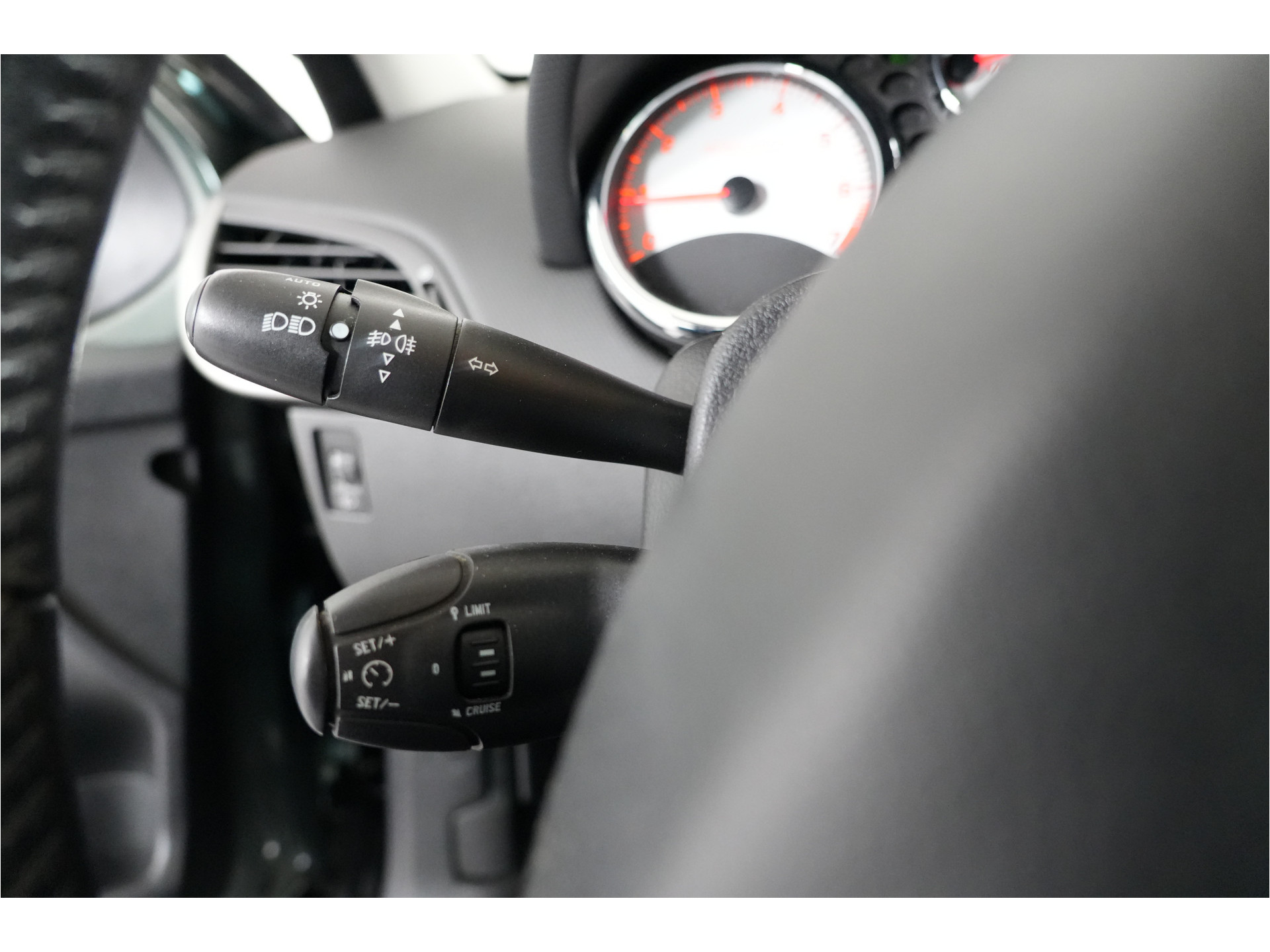 Peugeot 207 SW Outdoor 1.6 VTi XS | Trekhaak | Pano | Cruise | Climate |