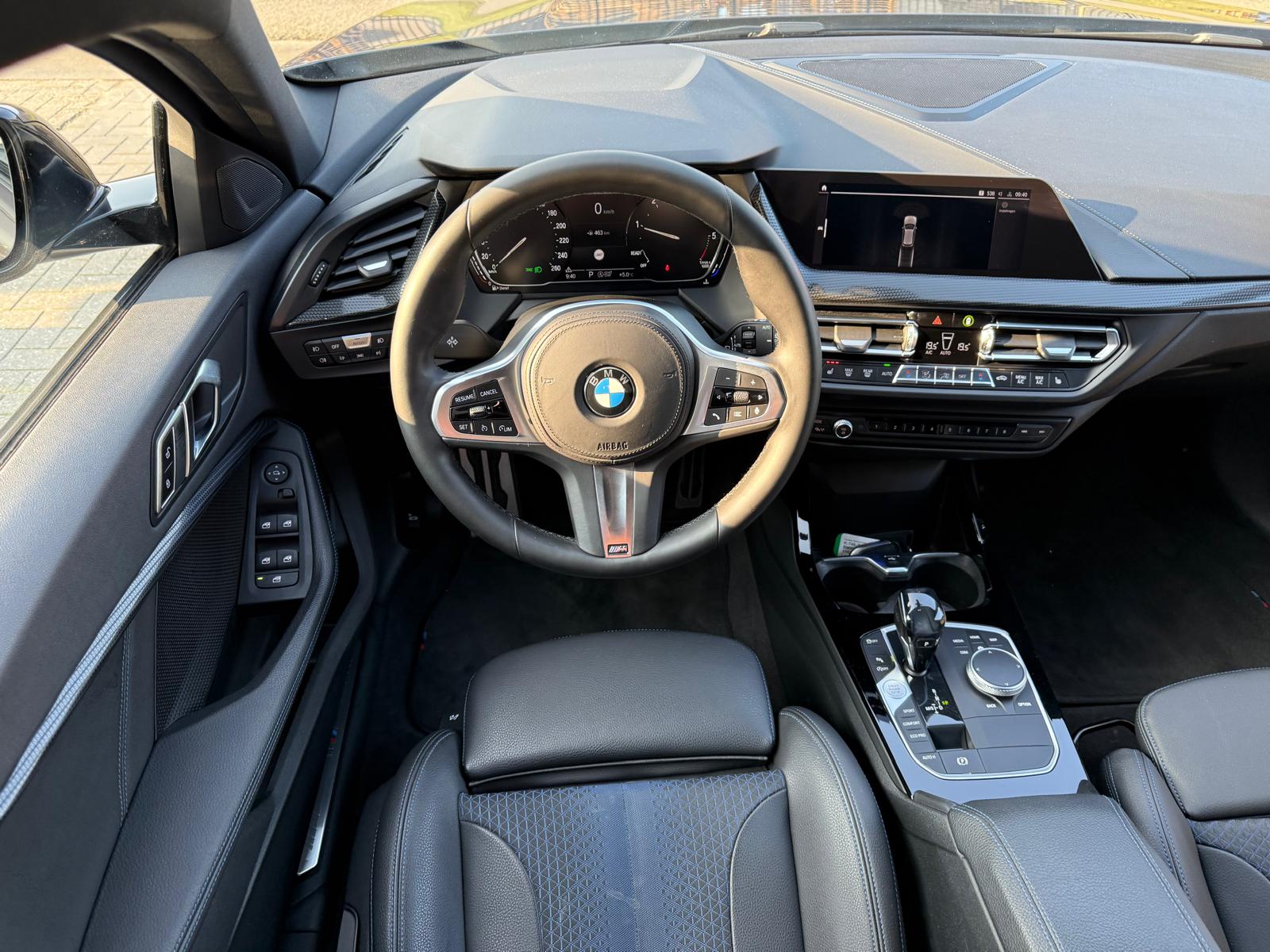 BMW 1-serie 116d Executive | 1E EIGENAAR | 3/6/12MND GARANTIE | AUTOMAAT | LED | CARPLAY | SFEERVERLICHTING | CRUISE | AIRCO |