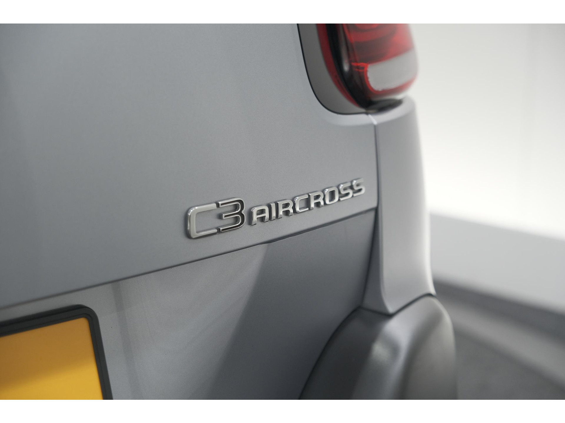 Citroen C3 Aircross PureTech 130 EAT6 Plus | Stoelverwarming | Apple Carplay | Parkeersensoren