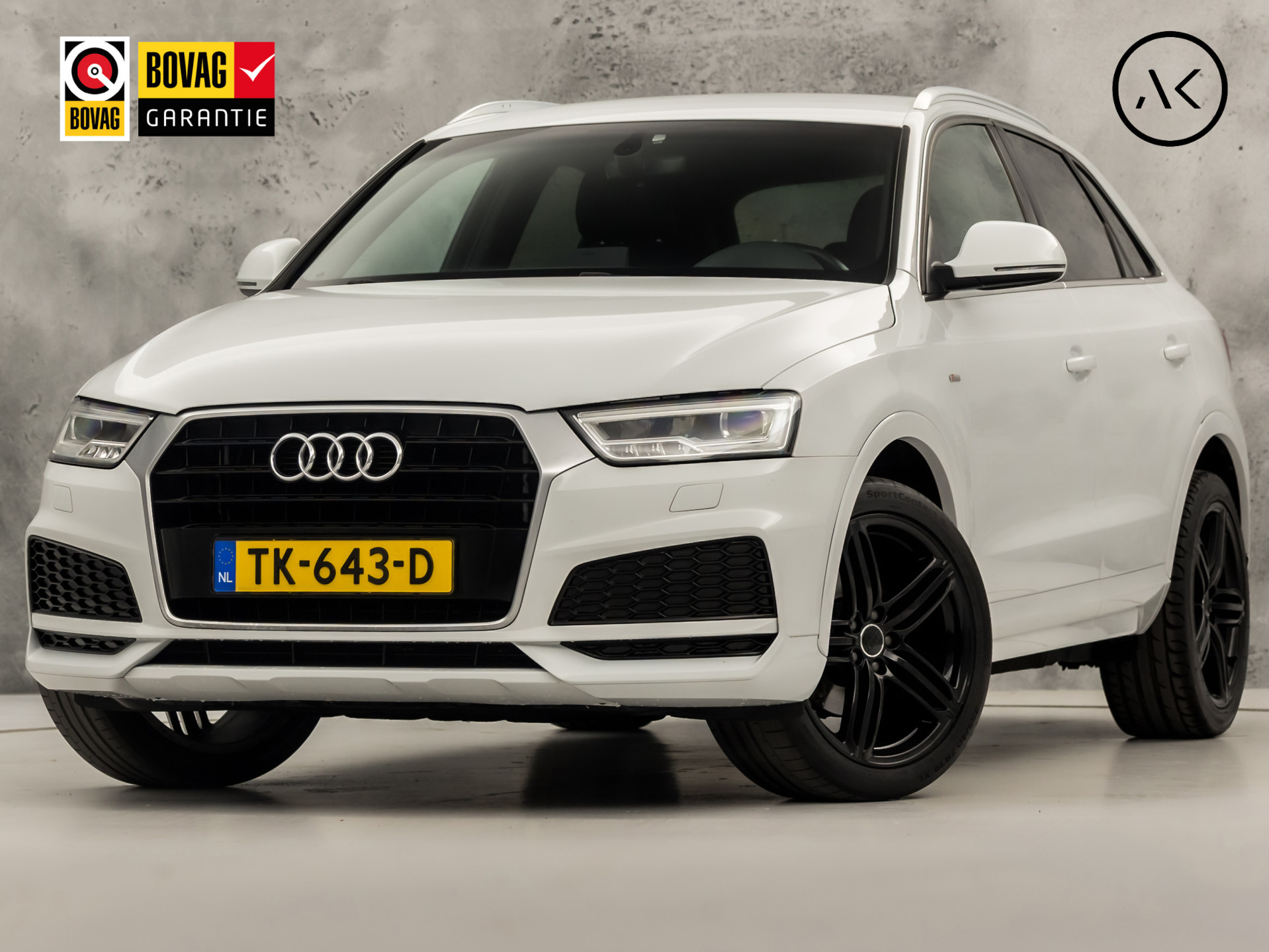 Audi Q3 1.4 TFSI S-Line Sport 150Pk Automaat (2X S-LINE, NAVIGATIE, LEDER, STOELVERWARMING, SPORTSTOELEN, GETINT GLAS, TREKHAAK, NIEUWE APK, NIEUWSTAAT)